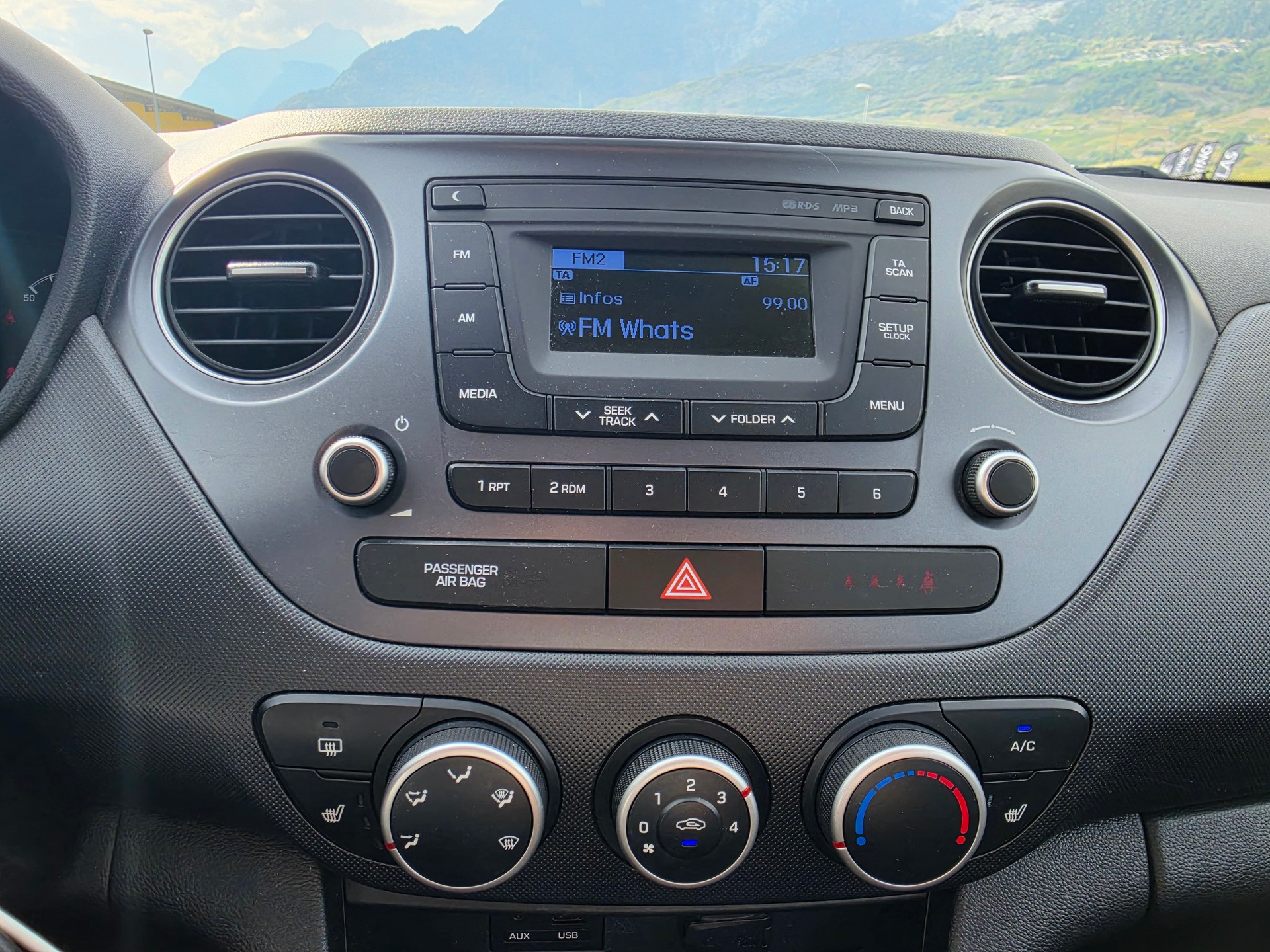 HYUNDAI i10 1.0 Origo-image-8