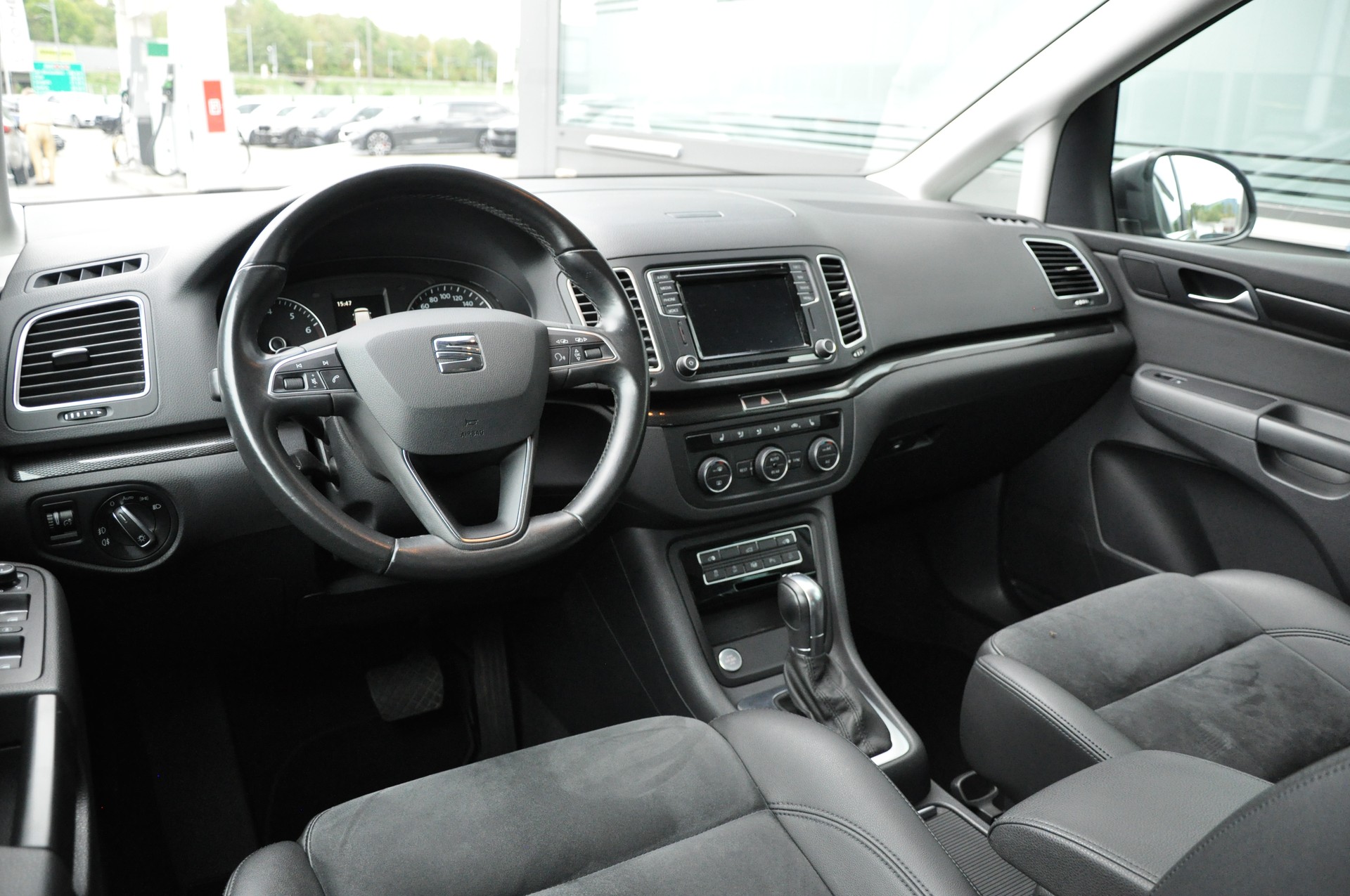 SEAT Alhambra 1.4 TSI Style Advanced DSG-image-14