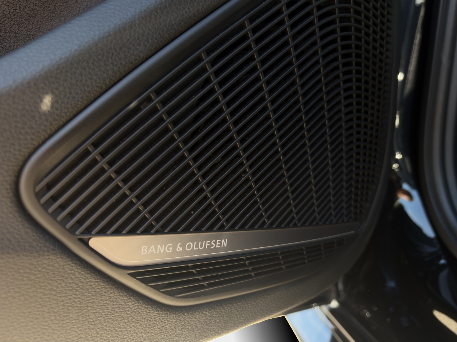 AUDI RS4 Avant quattro tiptronic-image-13