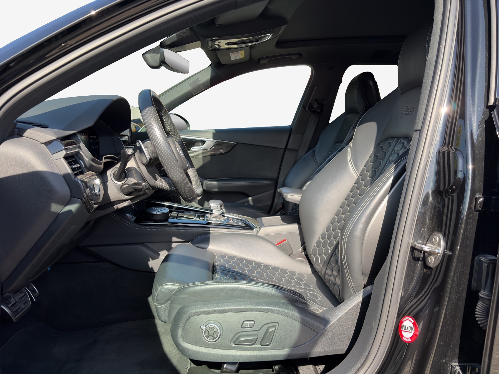 AUDI RS4 Avant quattro tiptronic-image-7