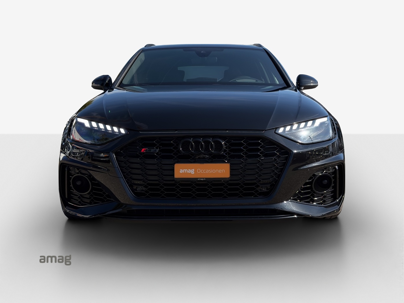 AUDI RS4 Avant quattro tiptronic-image-6