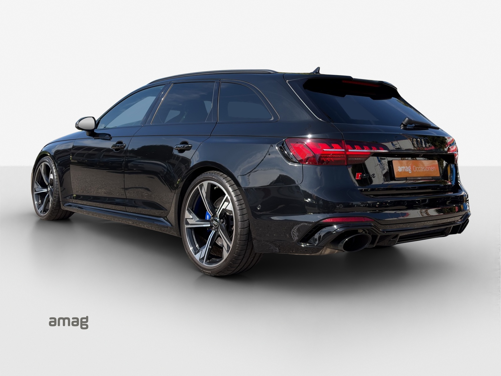AUDI RS4 Avant quattro tiptronic-image-2