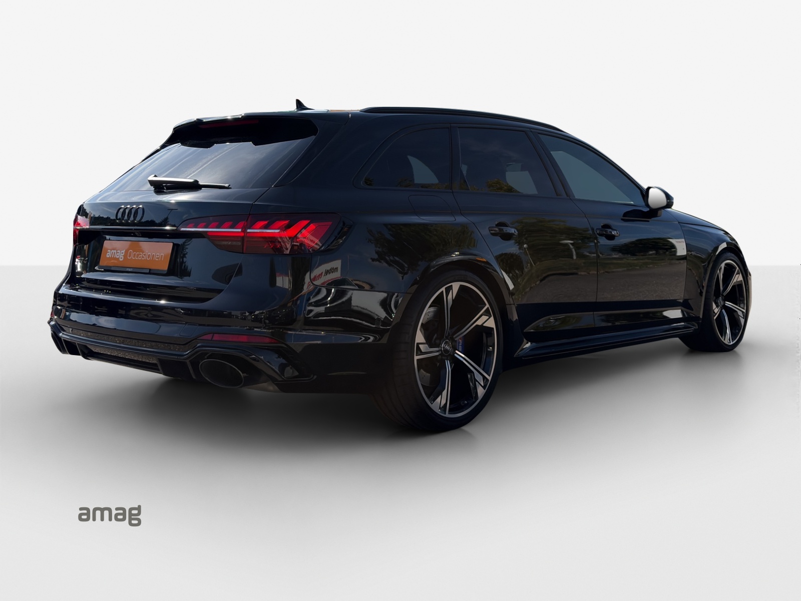 AUDI RS4 Avant quattro tiptronic-image-4