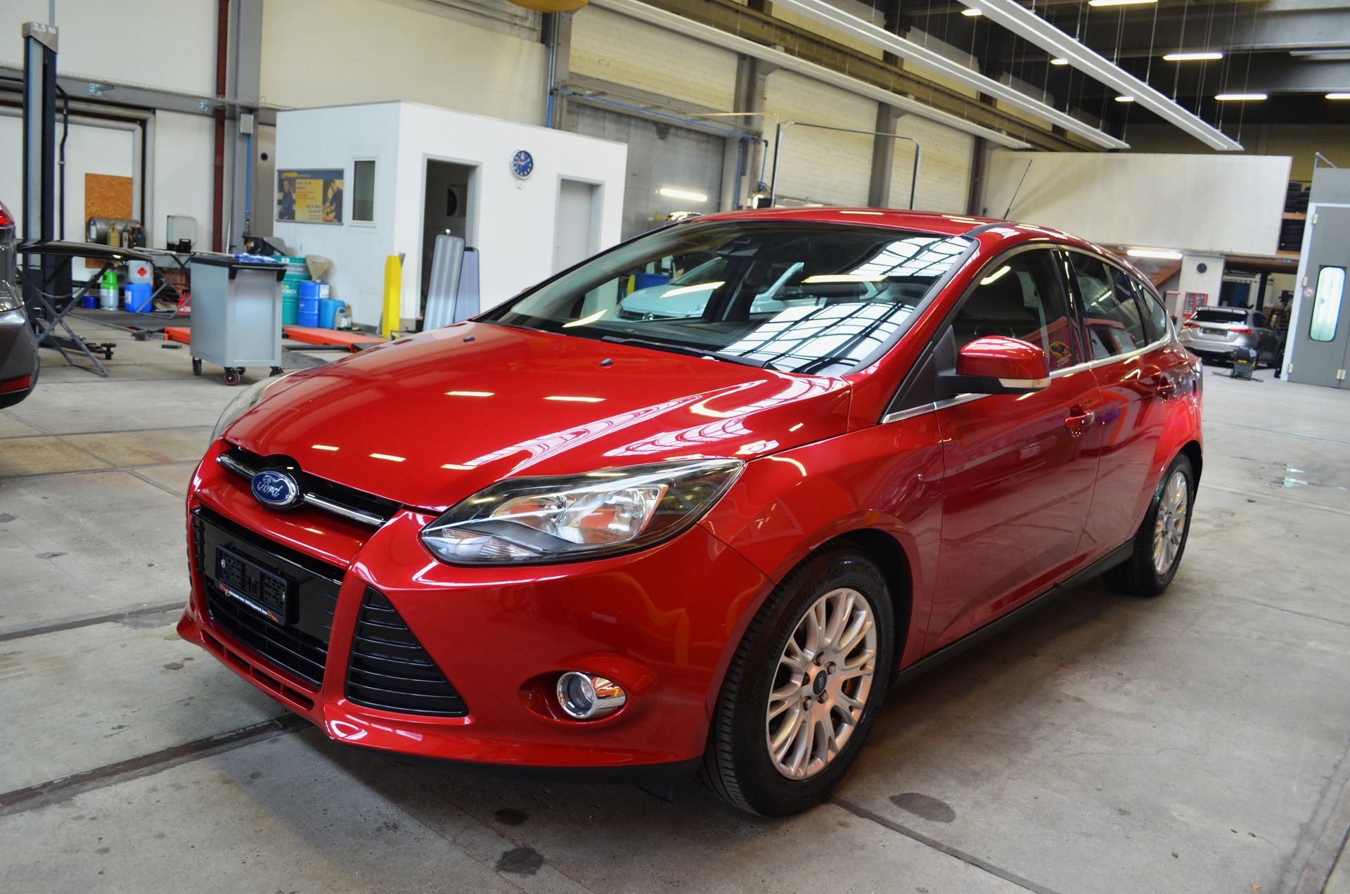 FORD Focus 1.6 SCTi Titanium-image-2