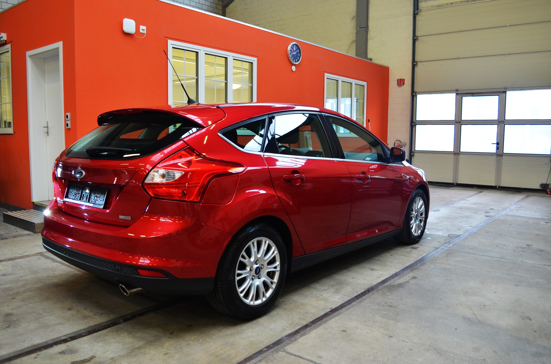 FORD Focus 1.6 SCTi Titanium-image-4