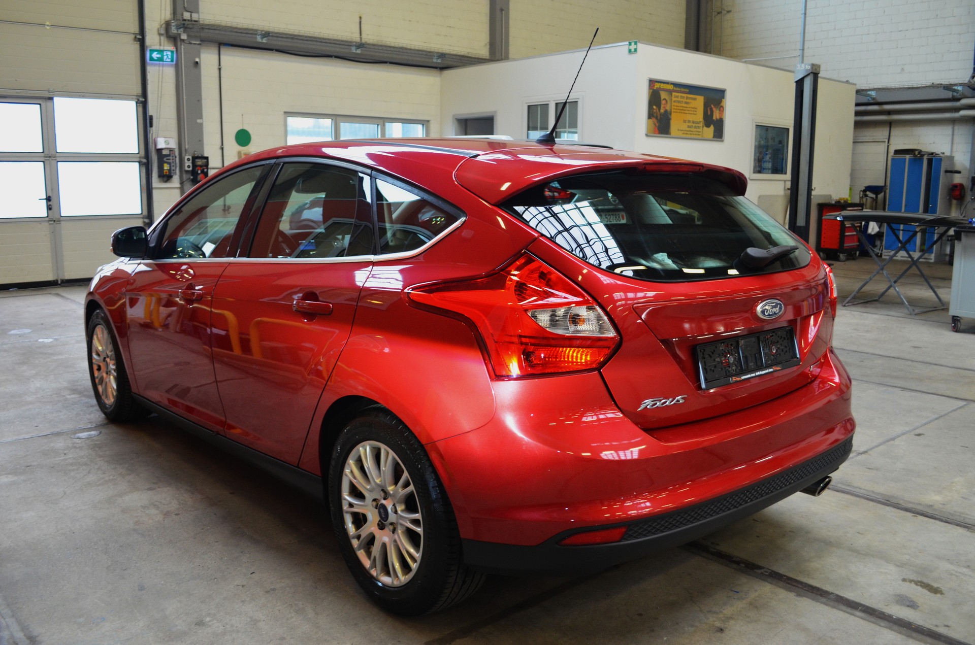 FORD Focus 1.6 SCTi Titanium-image-6