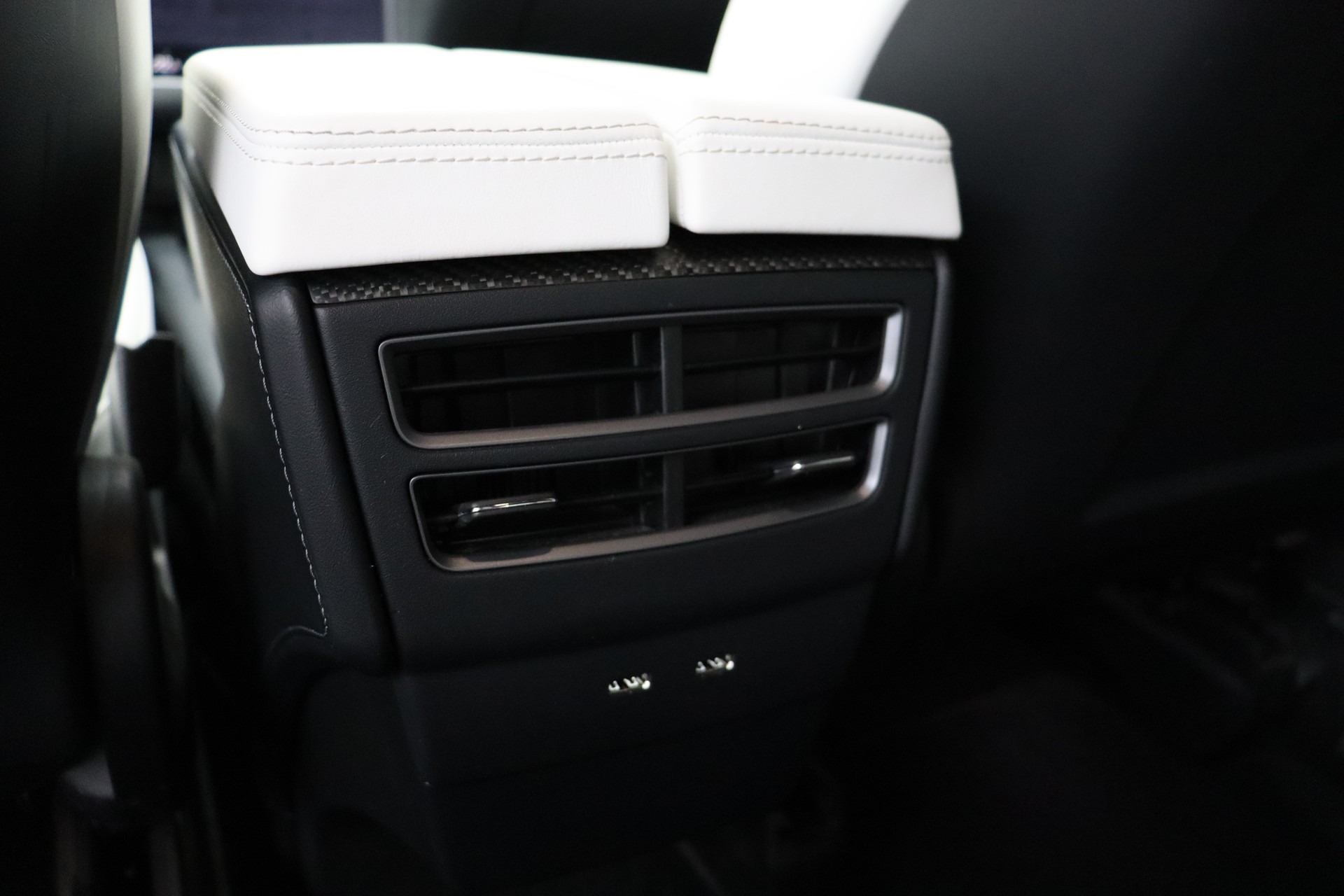 TESLA MODEL X PERFORMANCE LUDICROUS * BLACK ON WHITE * GARANTIE AUF ANTRIEB & BATTERIE * CH-AUTO * CHF 500.- IM MONAT OHNE ANZAHLUNG *-image-21