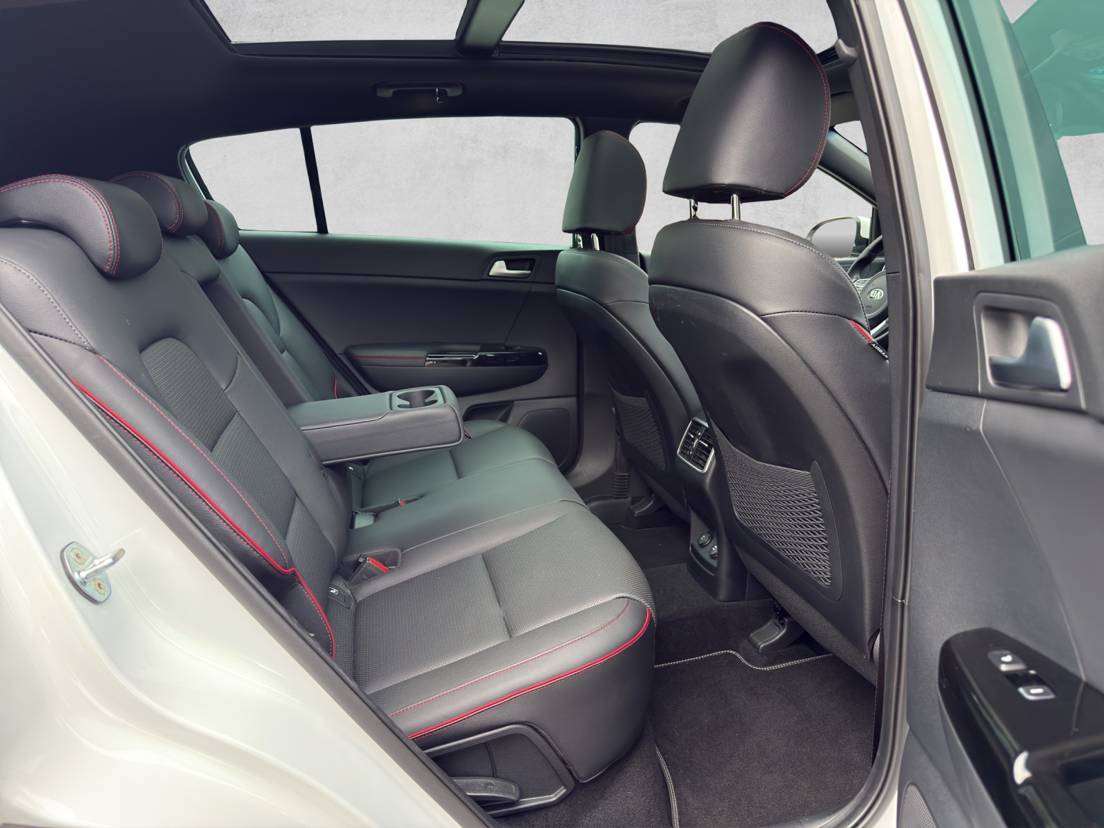KIA Sportage 2.0CRDi GT Line 4WD Automat-image-17