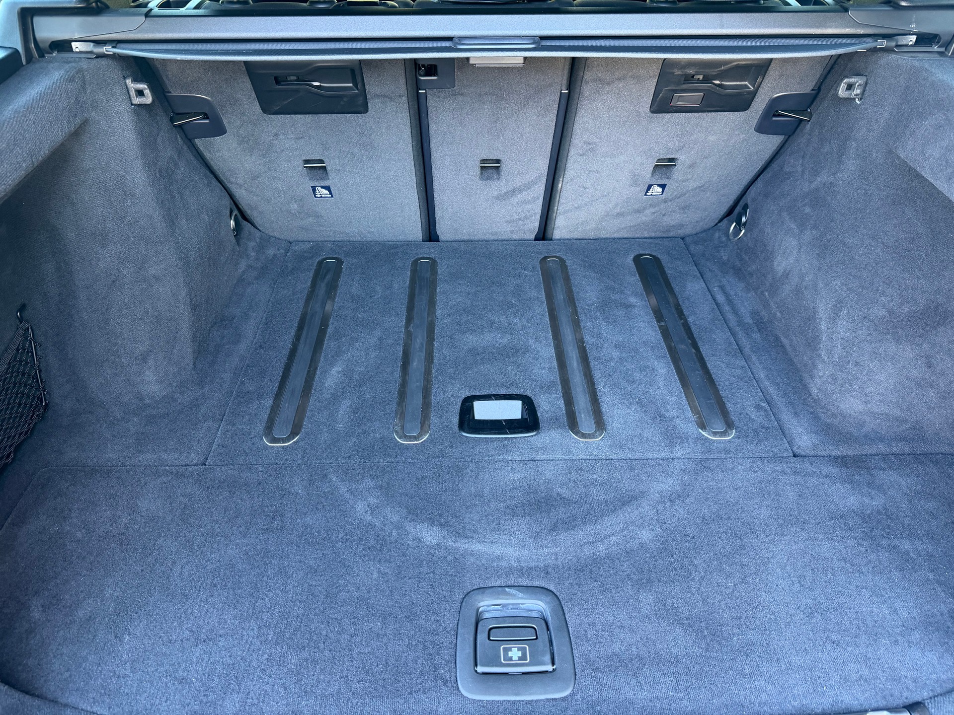 BMW 320d xDrive 48V Touring Steptronic M Sport-image-30