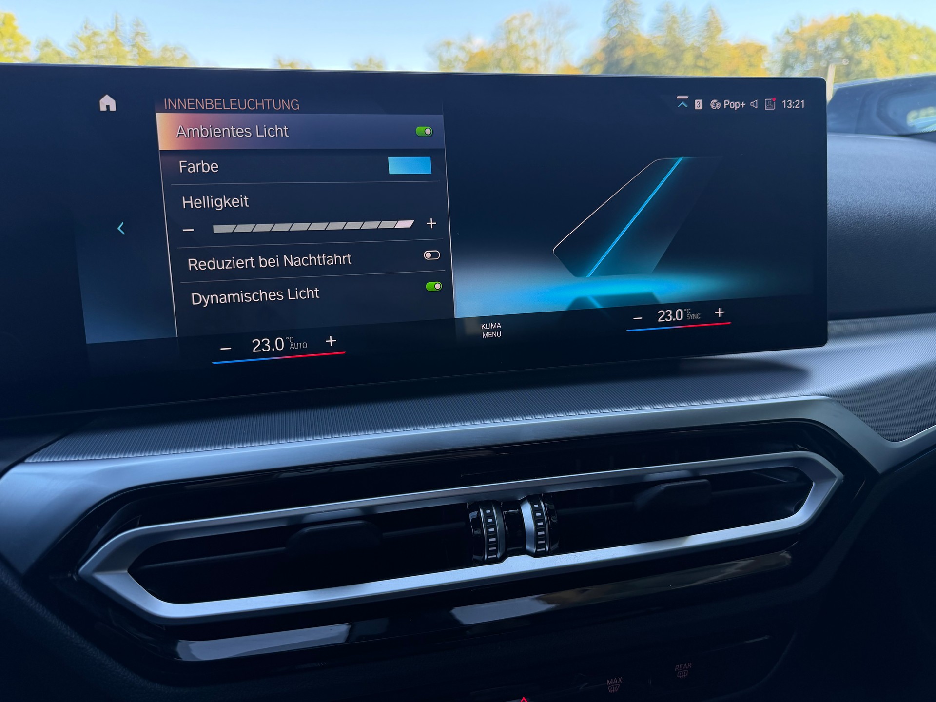 BMW 320d xDrive 48V Touring Steptronic M Sport-image-25
