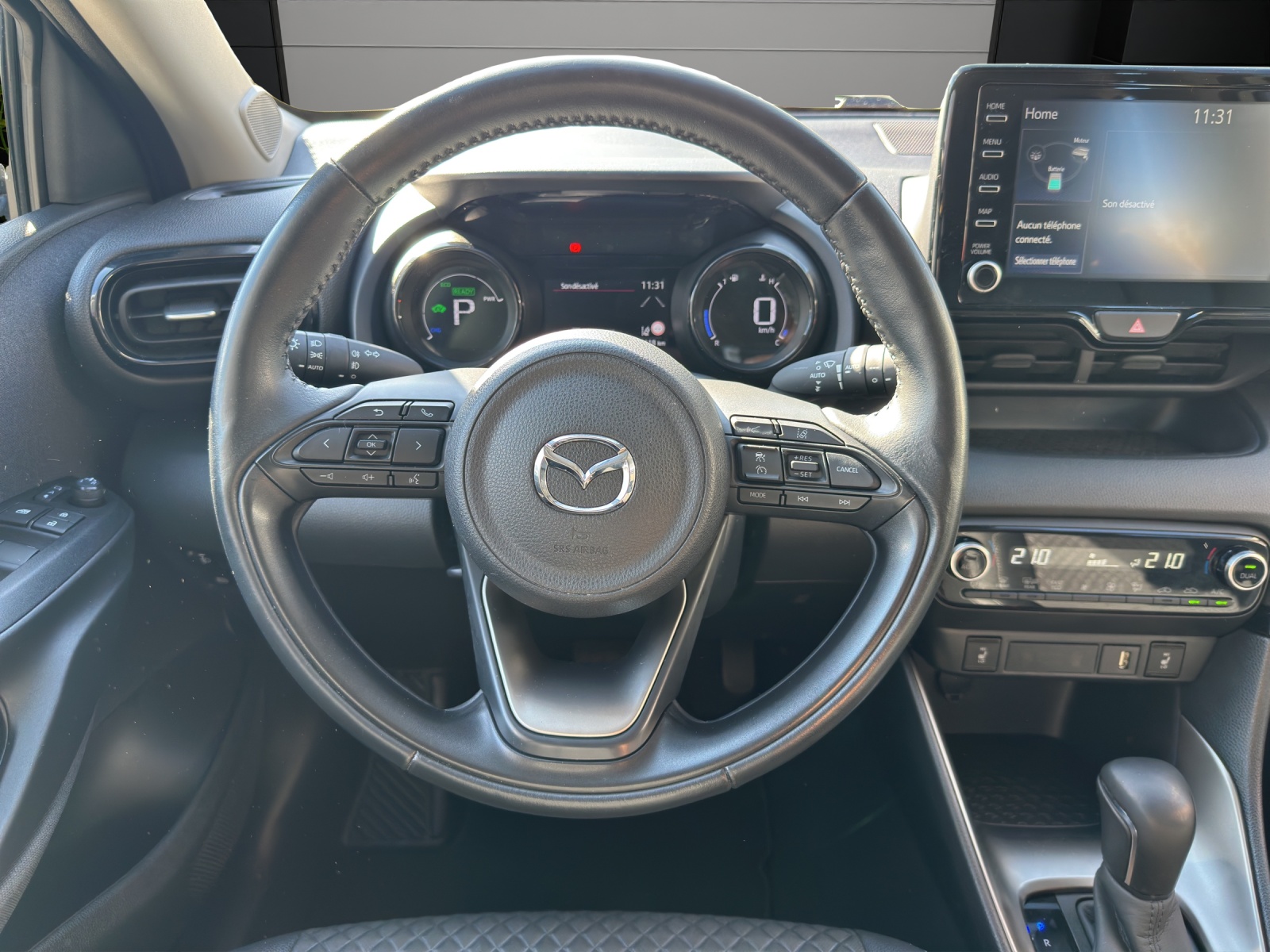 MAZDA 2 Hybrid Centre-Line-image-11