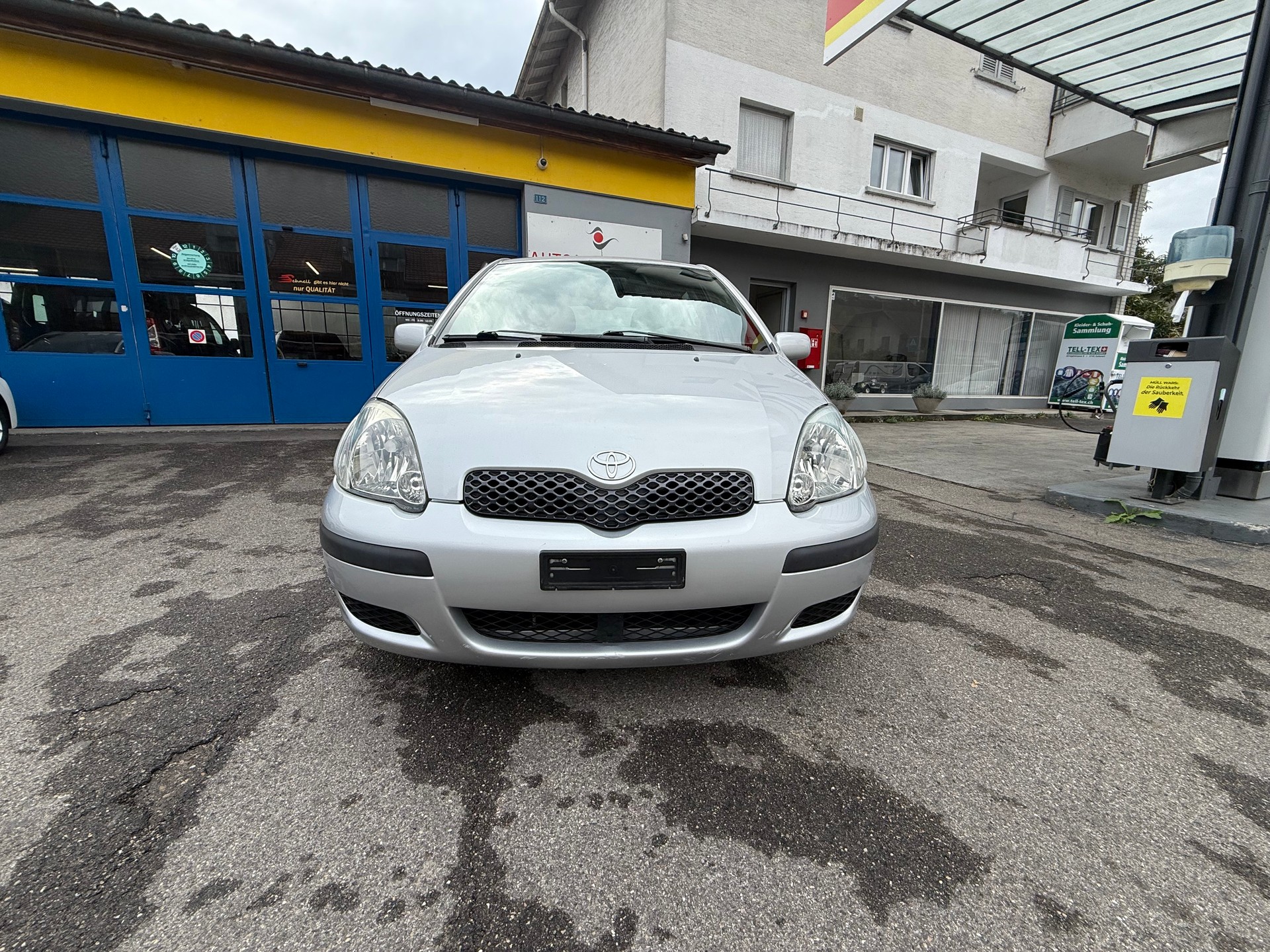 TOYOTA Yaris 1.3 Linea Sol-image-7