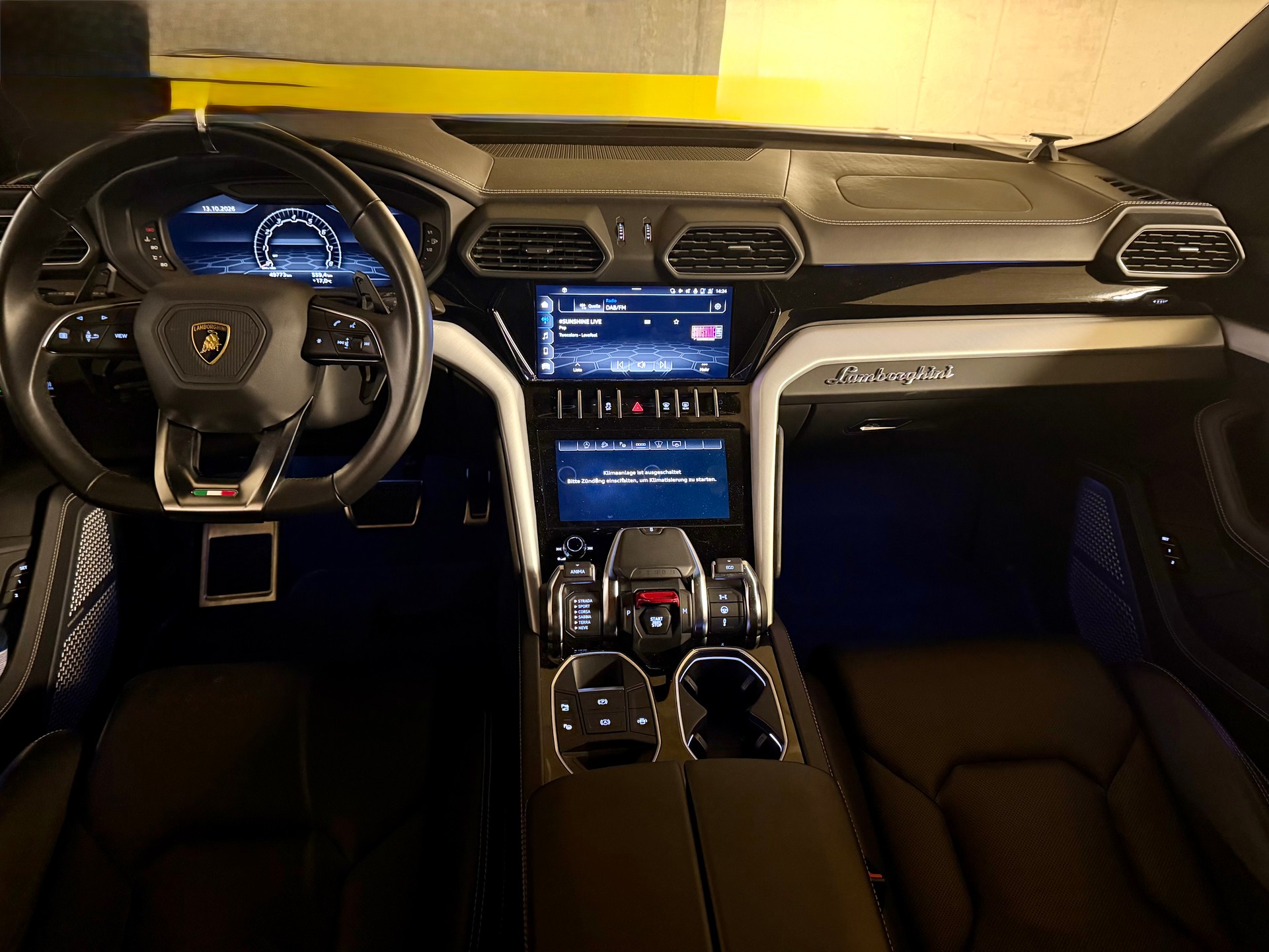 LAMBORGHINI 4.0-image-4