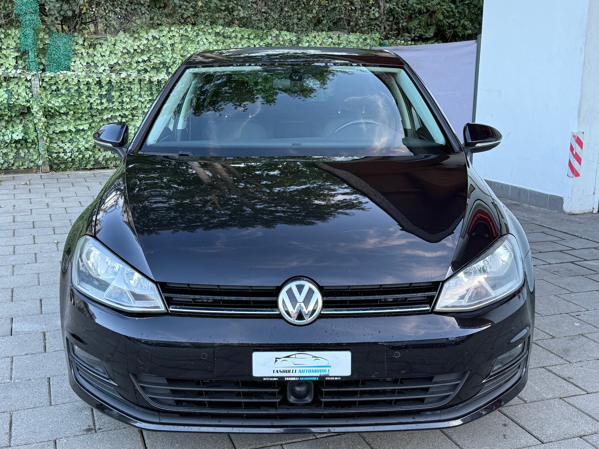 VW Golf 2.0 TDI Comfortline DSG-image-1