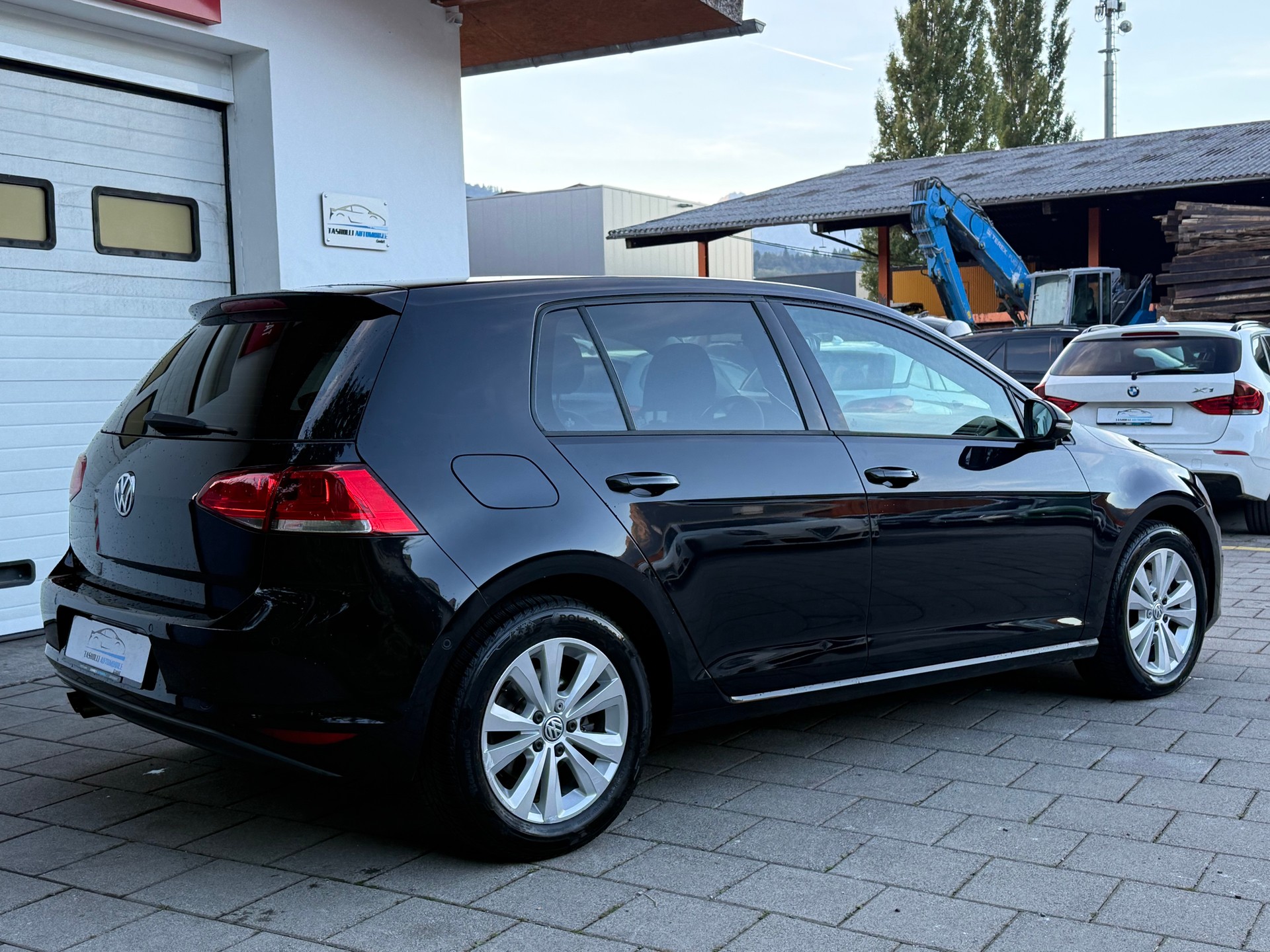 VW Golf 2.0 TDI Comfortline DSG-image-7