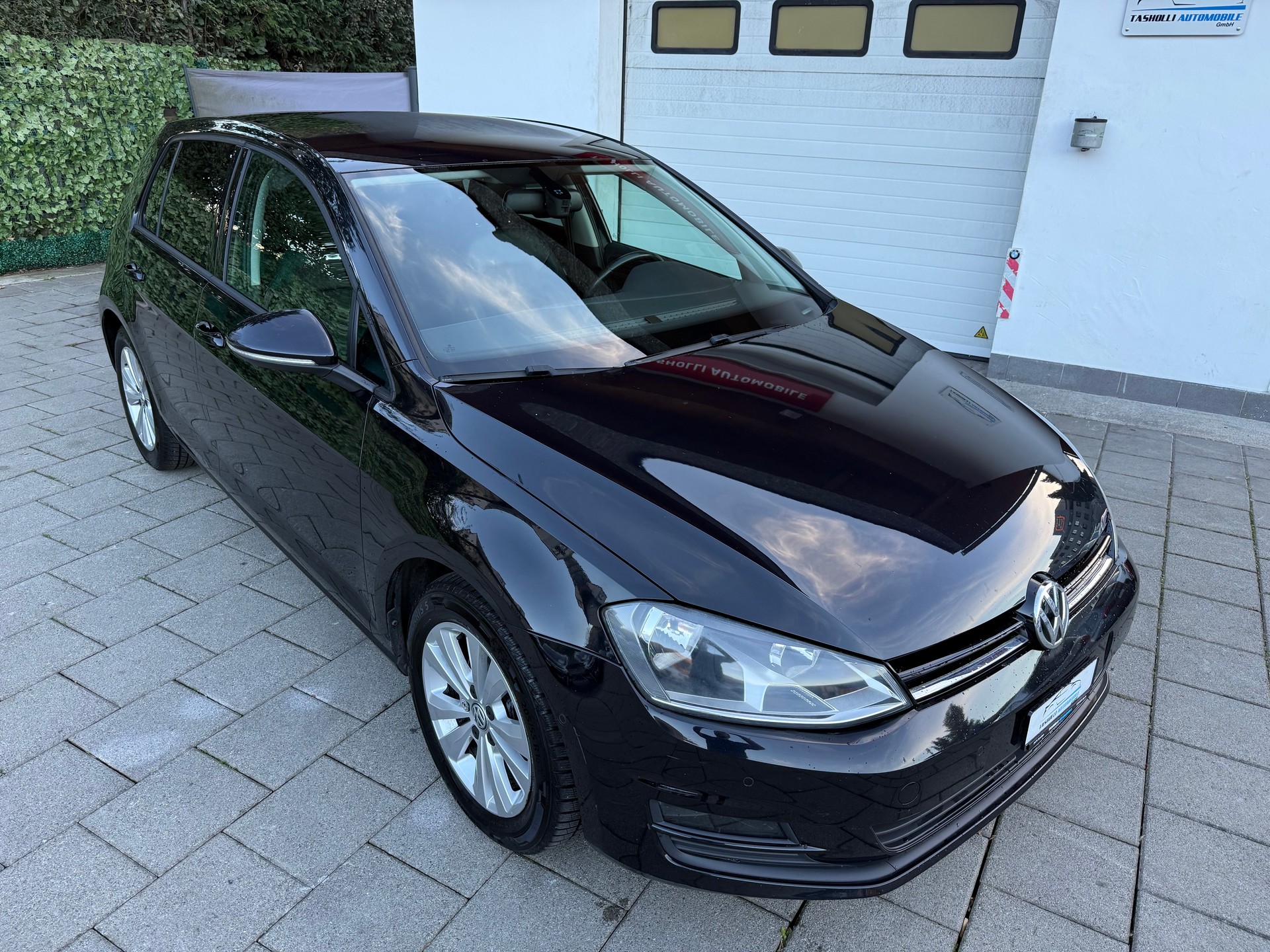 VW Golf 2.0 TDI Comfortline DSG-image-10