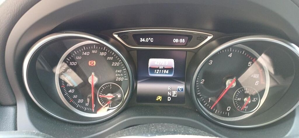 MERCEDES-BENZ CLA Shooting Brake 200 d 4Matic 7G-DCT-image-6