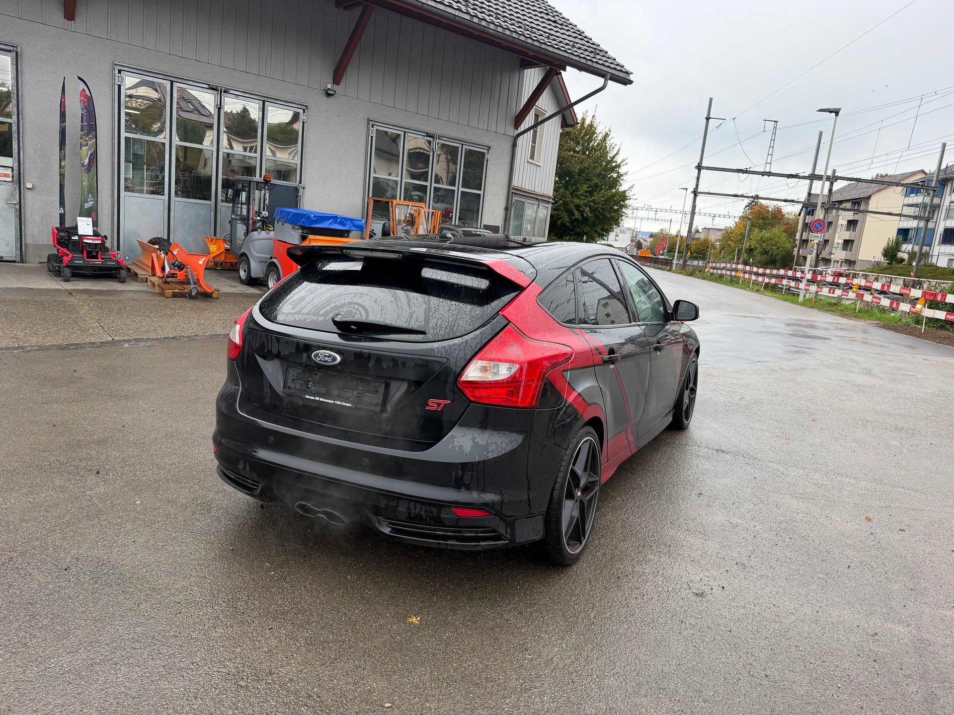 FORD Focus 2.0 SCTi ST-2-image-6