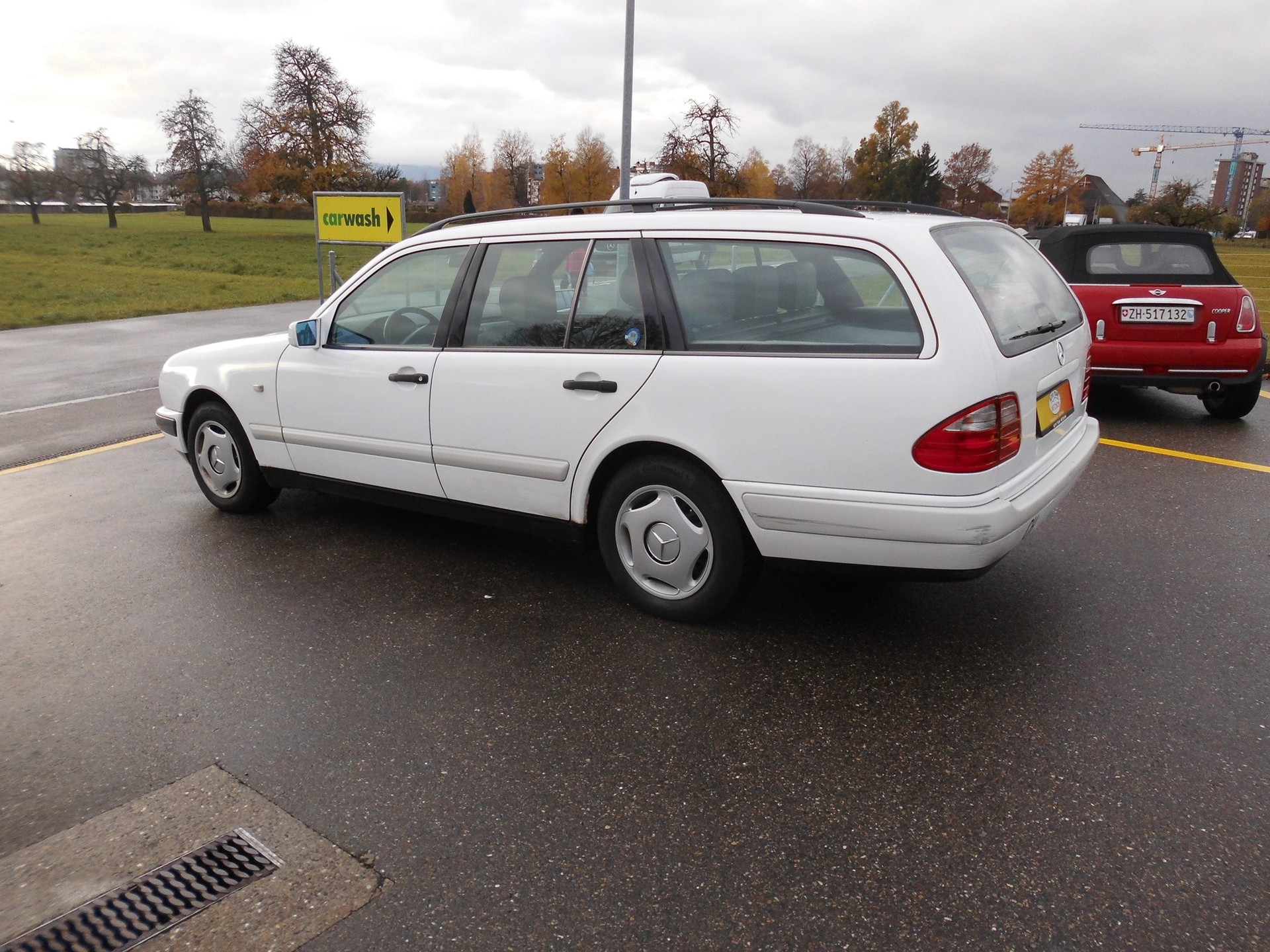 MERCEDES-BENZ E 220 CDI Classic-image-7