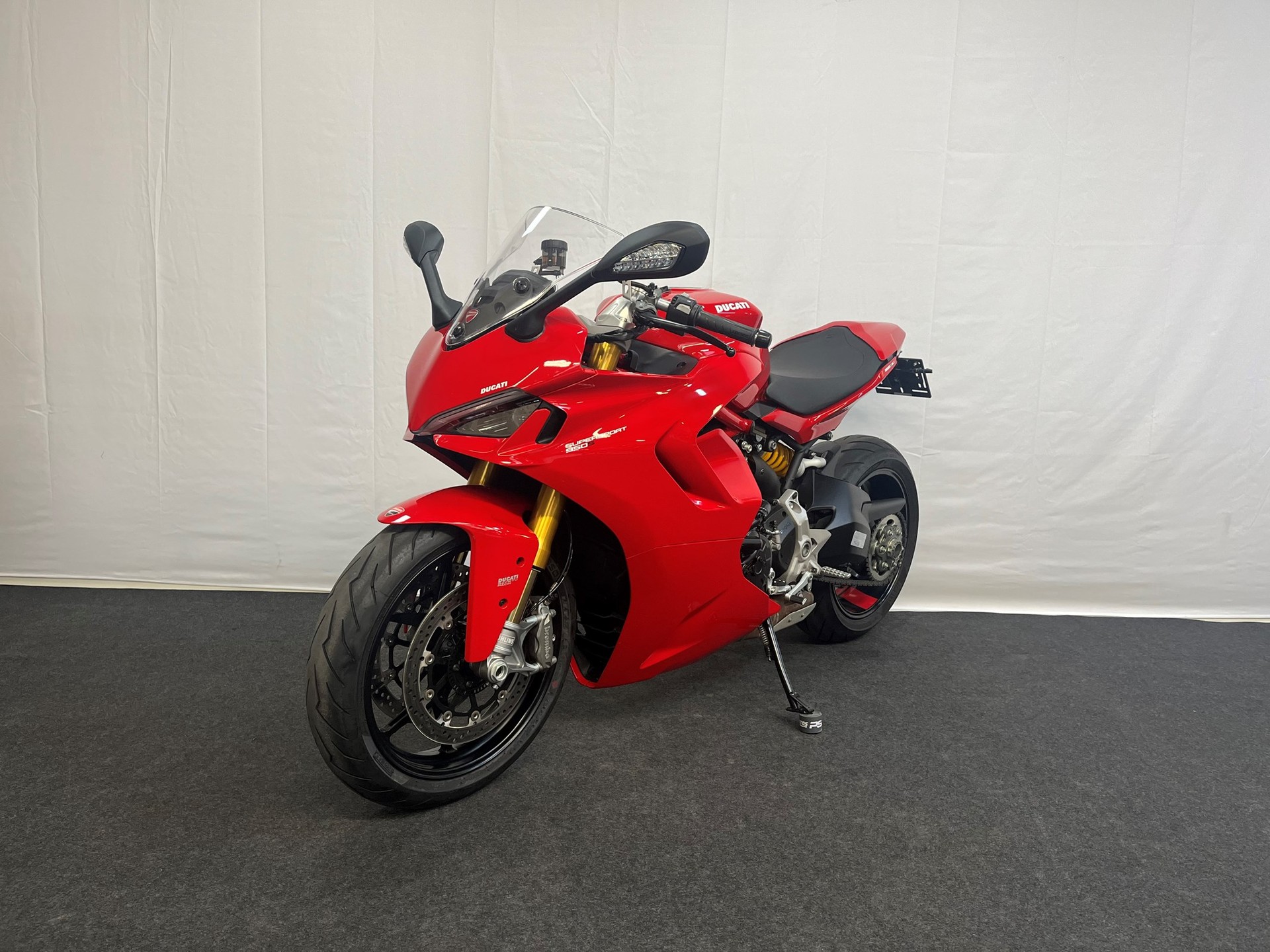 DUCATI 950 Supersport S-showroom-element-2
