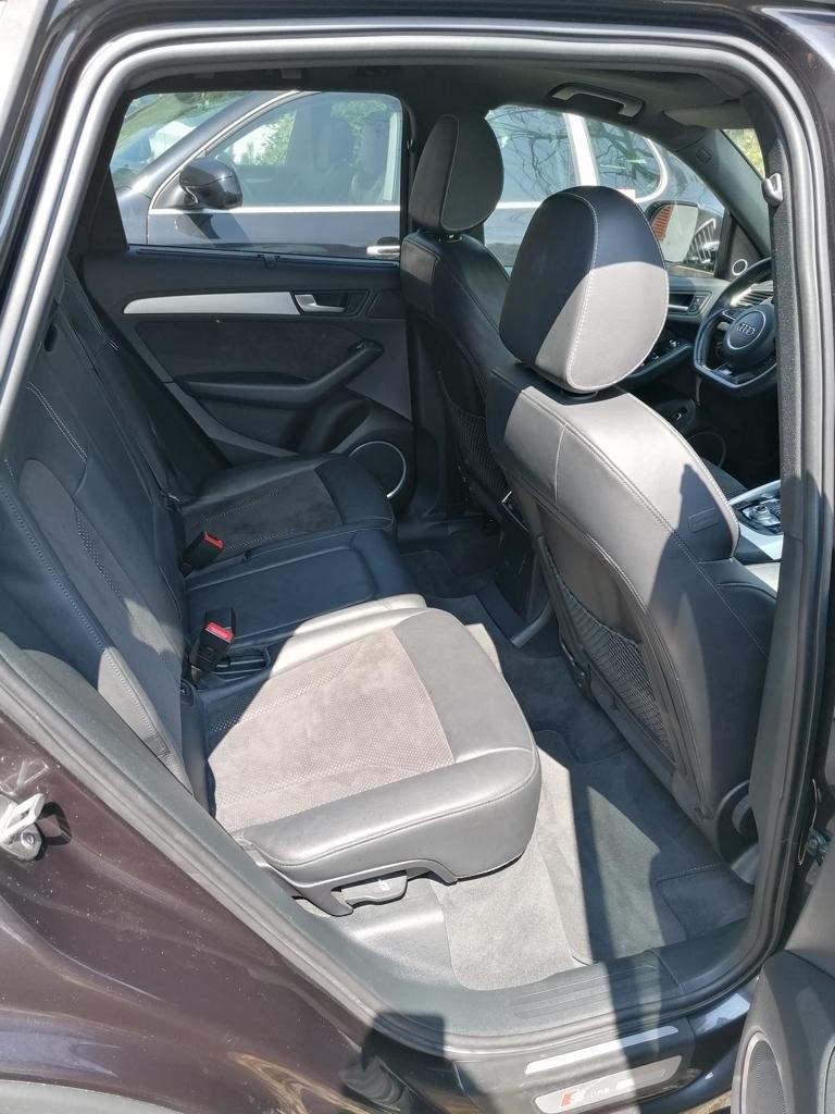 AUDI Q5 2.0 TDI quattro S-tronic-image-12