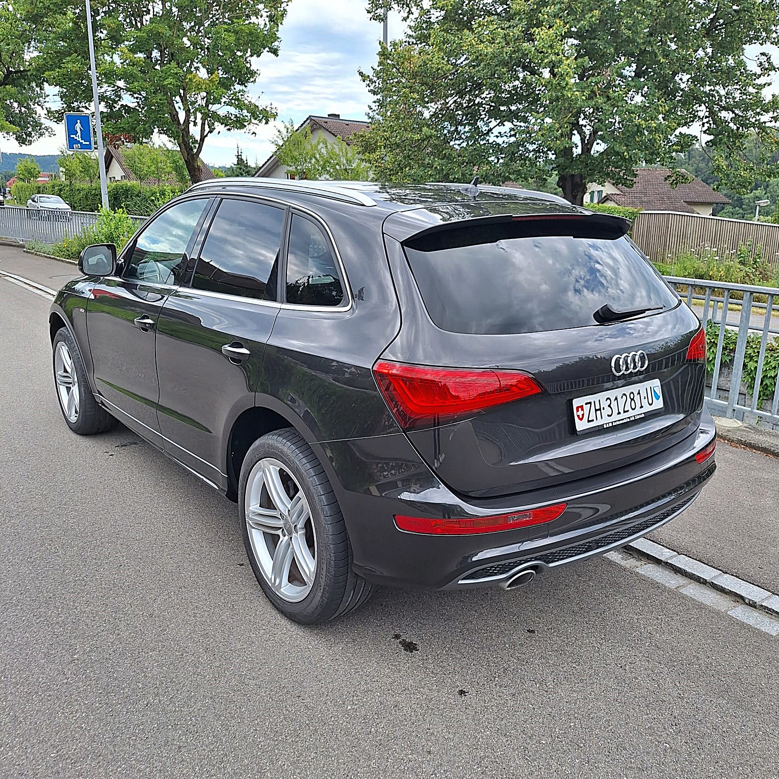 AUDI Q5 2.0 TDI quattro S-tronic-image-6