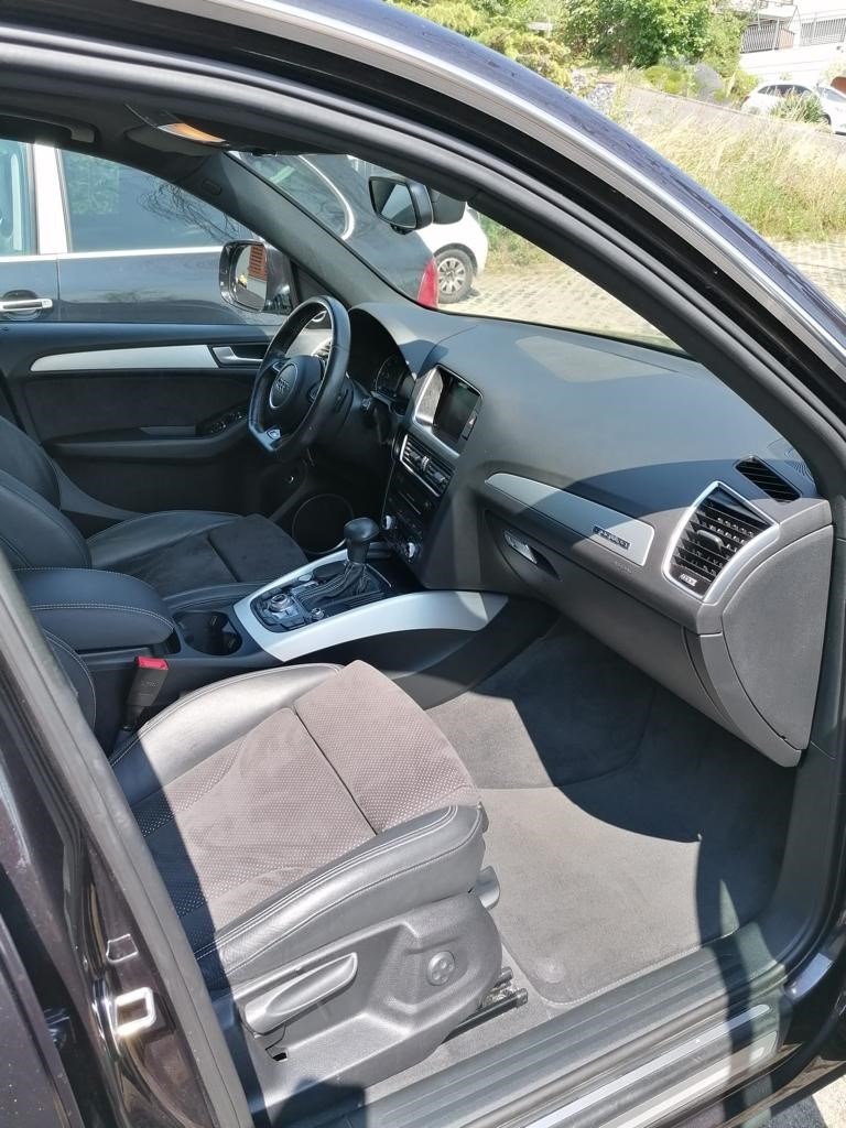 AUDI Q5 2.0 TDI quattro S-tronic-image-9