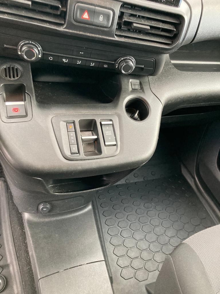 CITROEN e-Berlingo Van Swiss Edition 1000kg-image-14