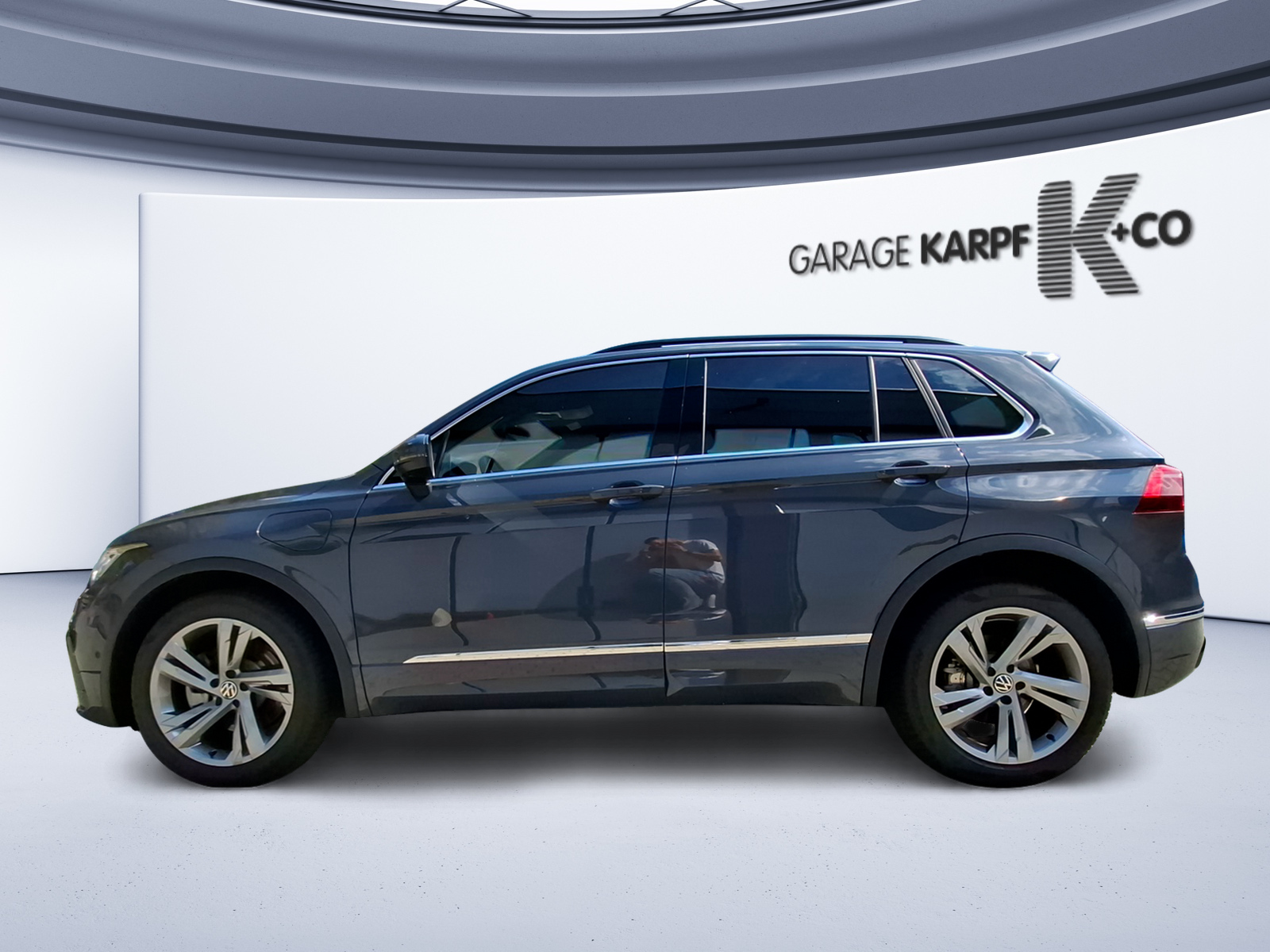 VW Tiguan 1.4TSI PHEV R-Line DSG-image-1