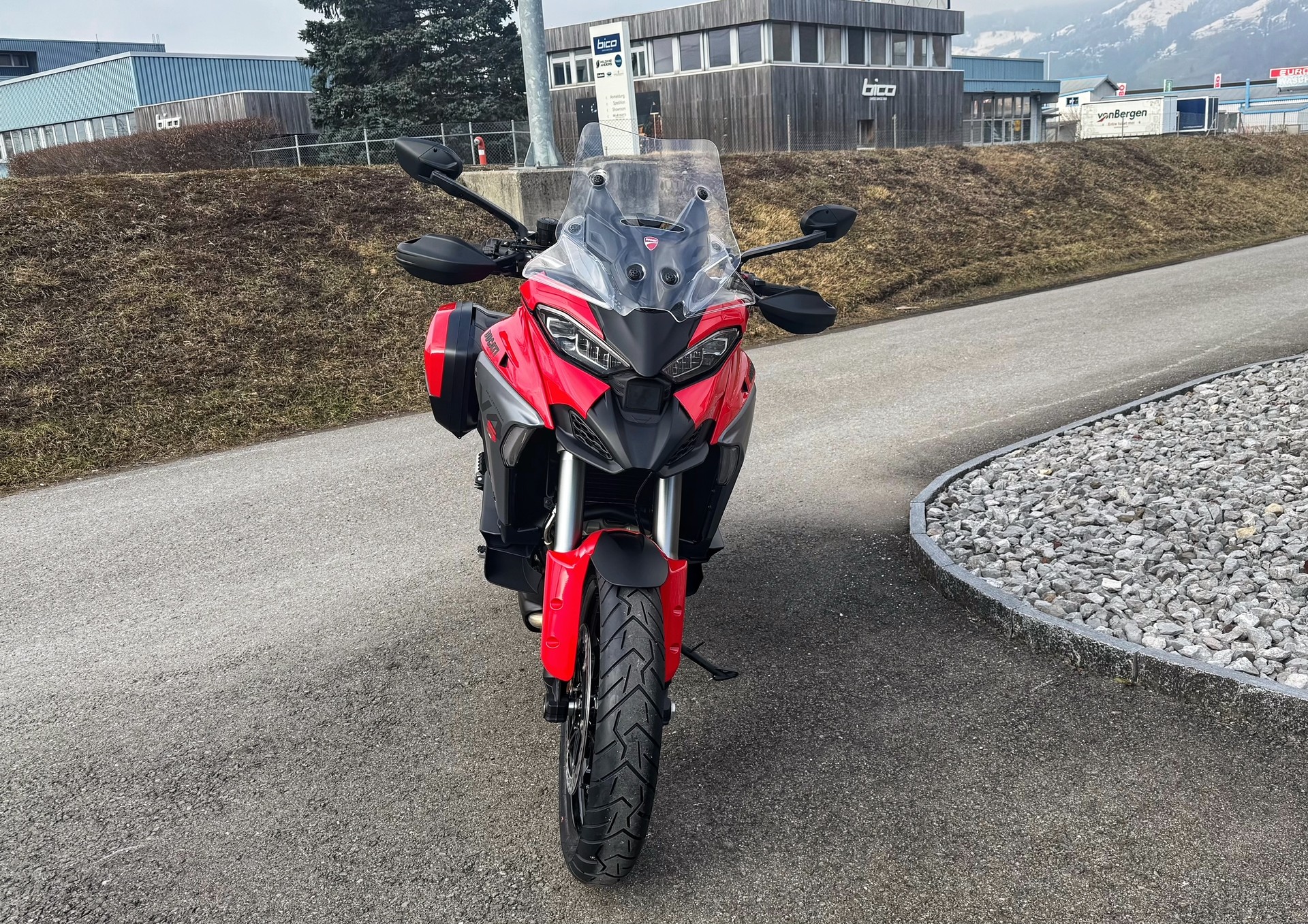 DUCATI Multistrada V4 S Travel & Radar-image-2