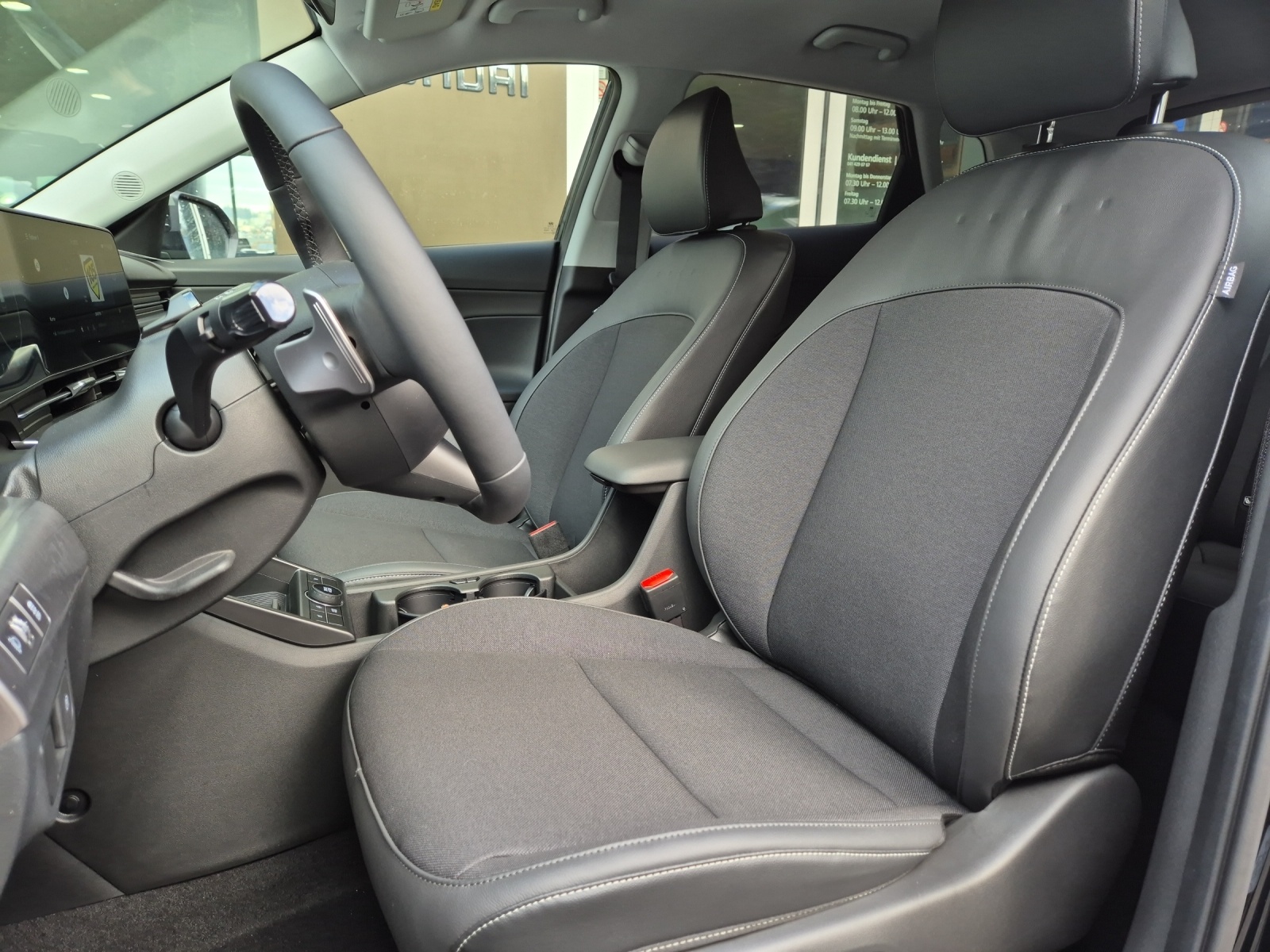 HYUNDAI Kona Electric Amplia-image-5