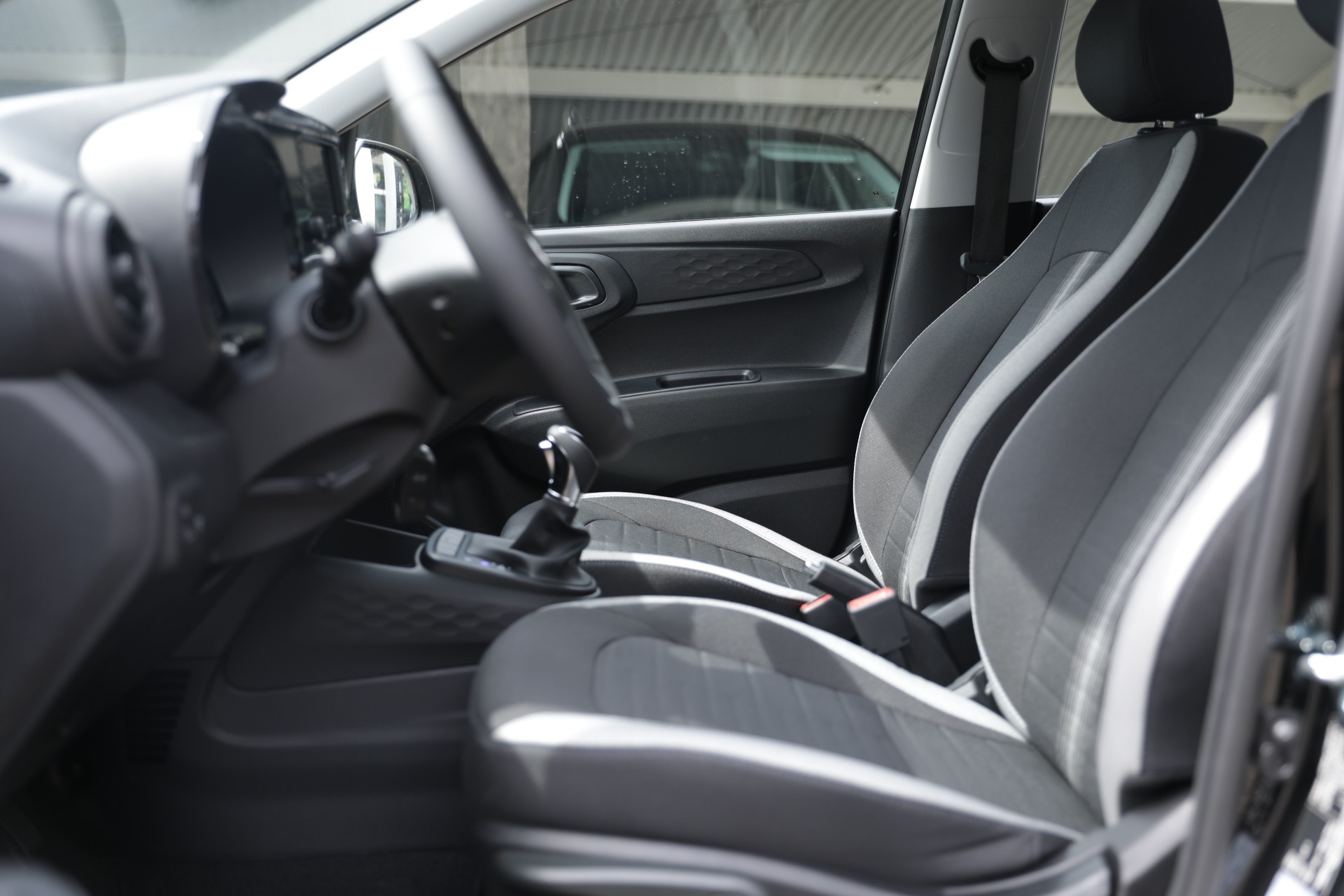 HYUNDAI i10 1.0 Origo Automat-image-4