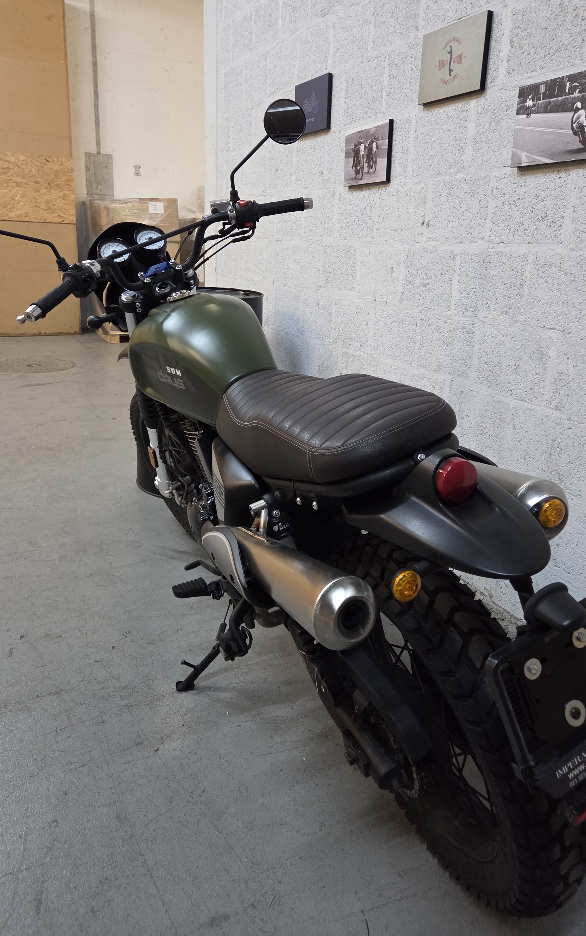 SWM SIX DAYS-showroom-element-1