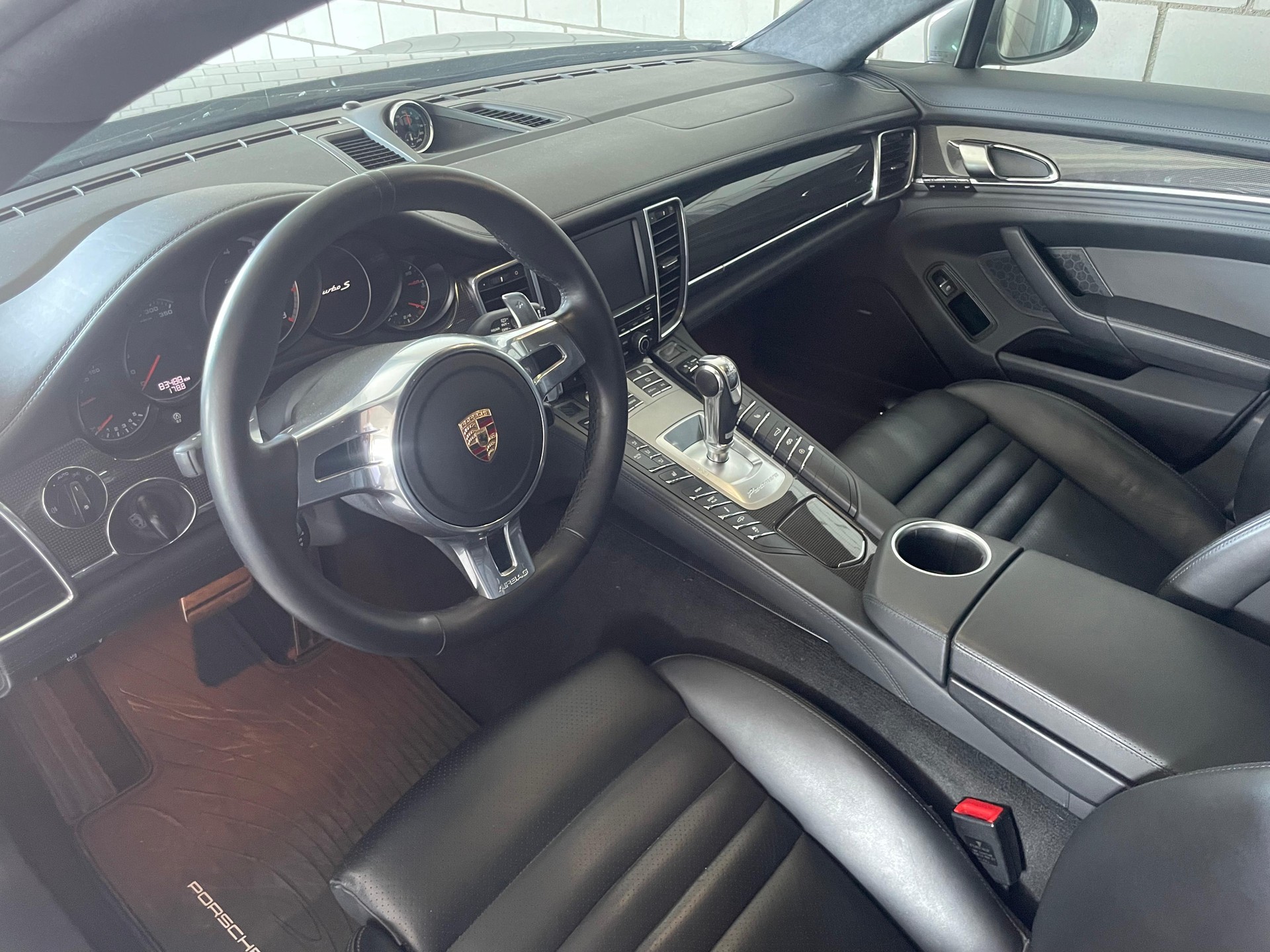 PORSCHE Panamera Turbo S 4.8 PDK 650 PS-image-3