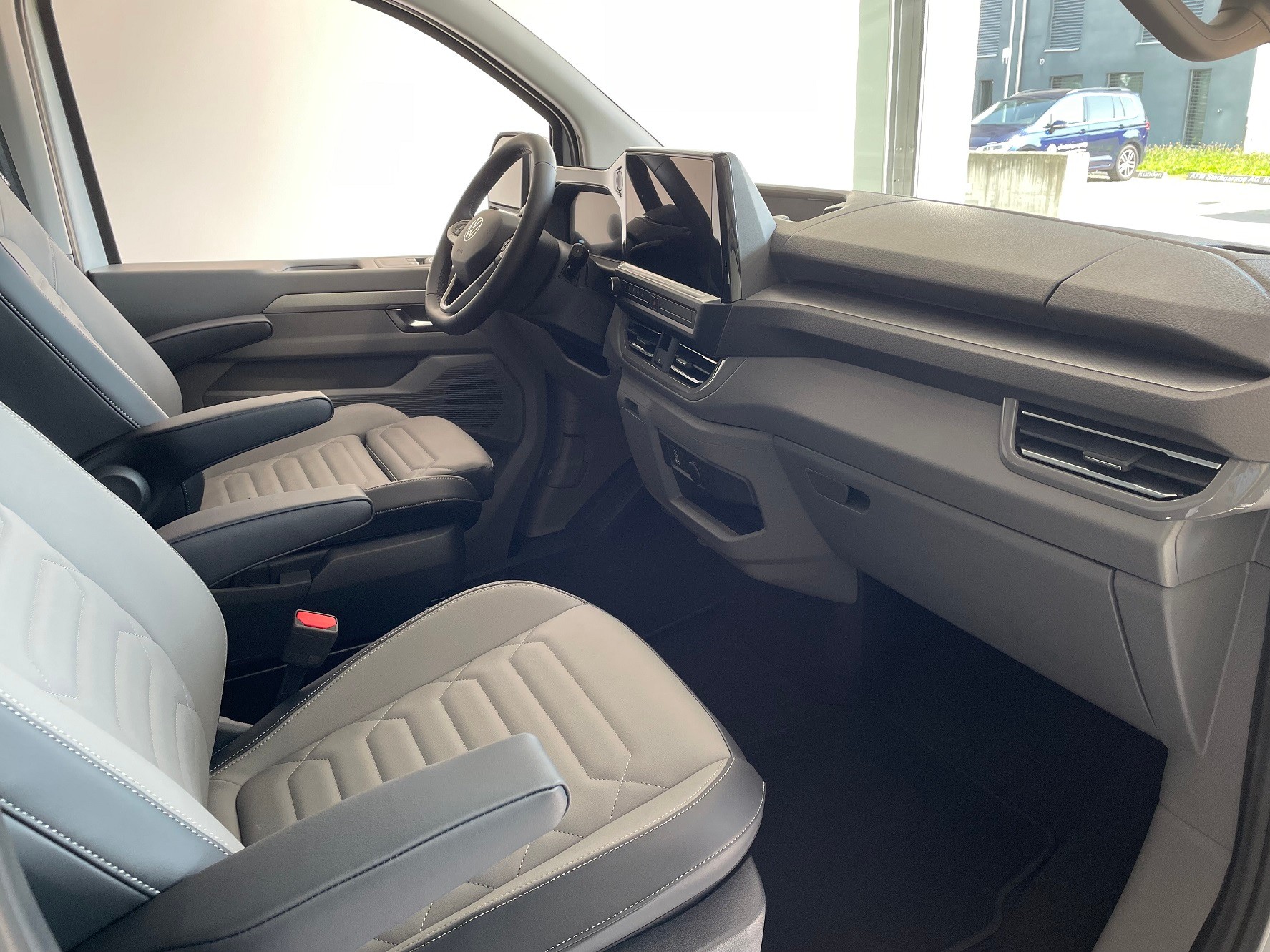 VW Caravelle 2.0 TDI Style Aut.8 4 Motion-image-6