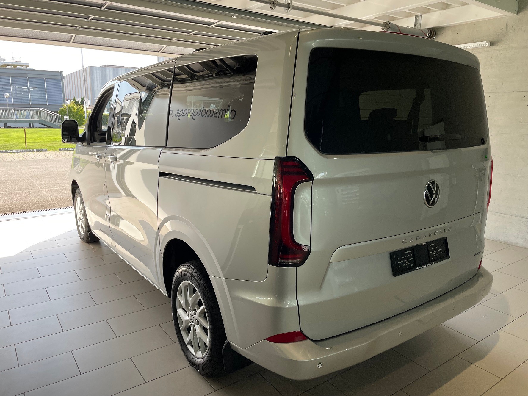 VW Caravelle 2.0 TDI Style Aut.8 4 Motion-image-3