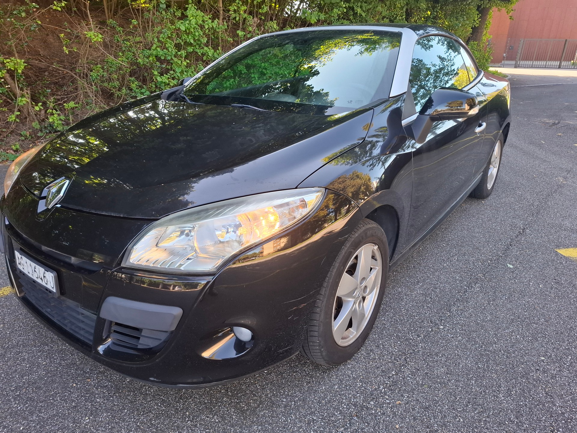 RENAULT Mégane CC 1.4 16V Turbo Dynamique-image-0