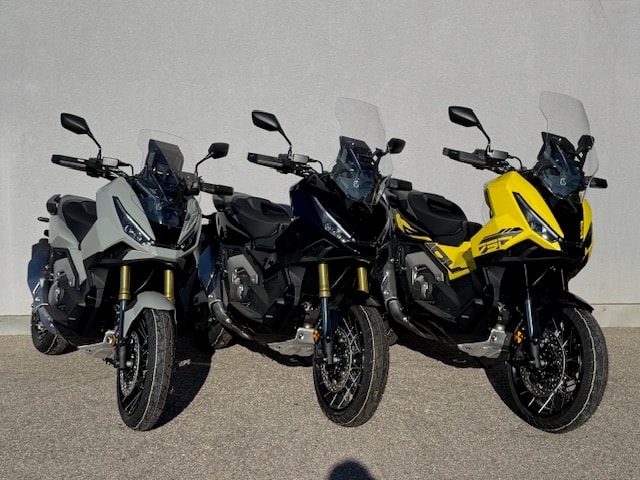 HONDA X-ADV 750-image-11
