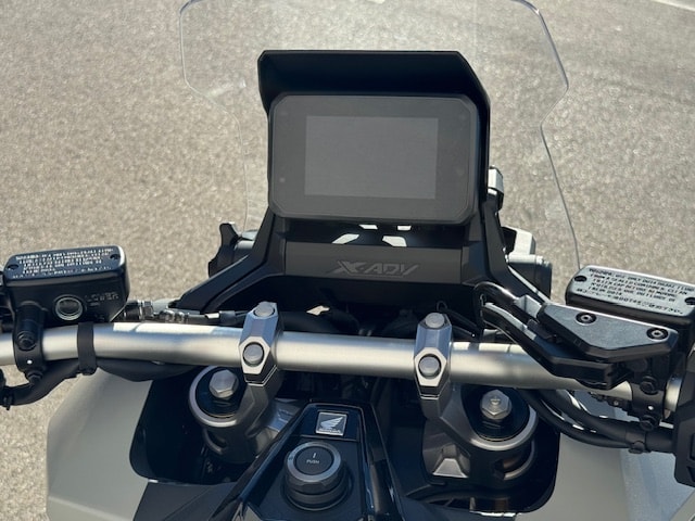 HONDA X-ADV 750-image-6