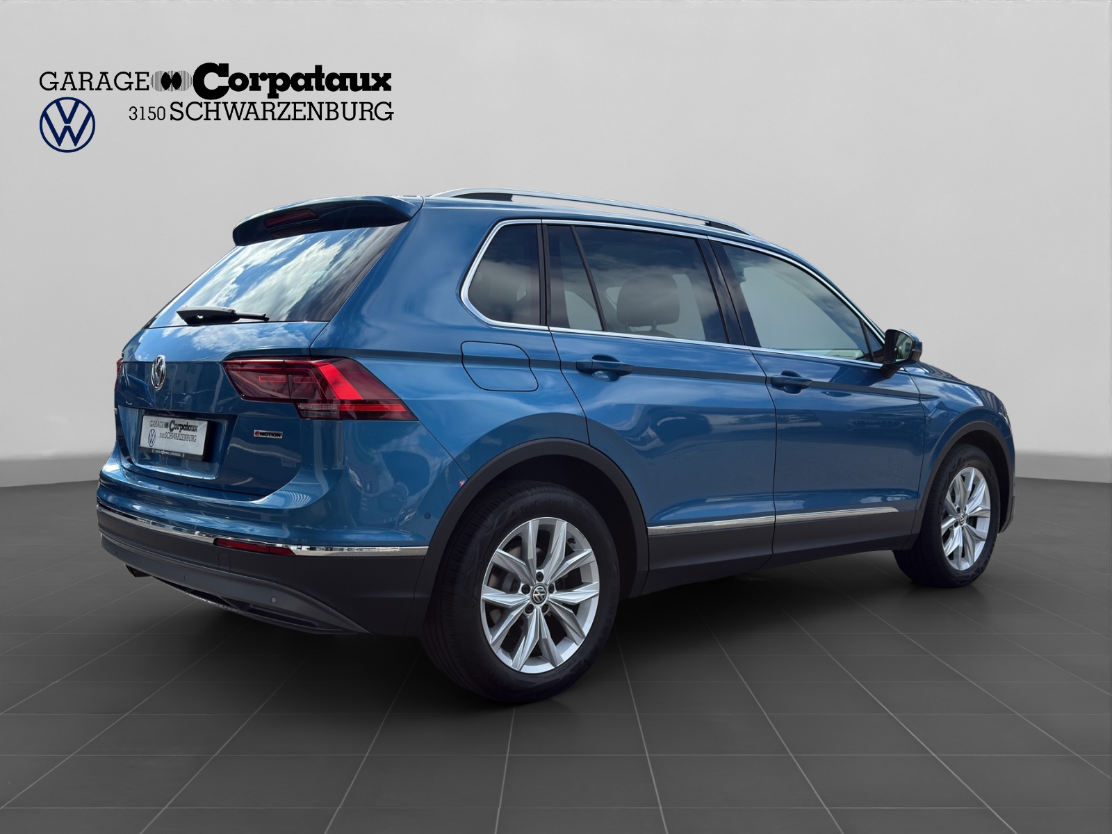 VW Tiguan 2.0TSI Highline 4Motion DSG-image-5