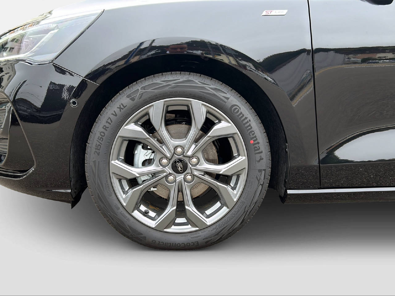 FORD Focus Station Wagon 1.0i EcoB Hybrid 155 ST-Line X-image-8