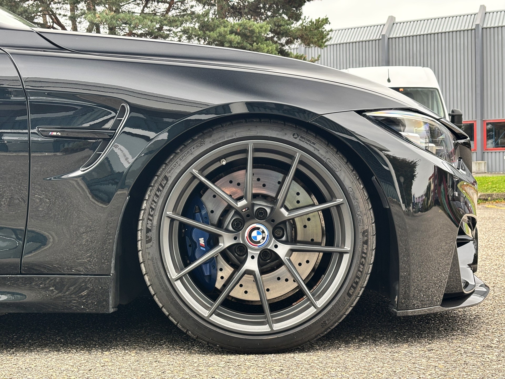 BMW M4 Coupé CS DKG-image-11