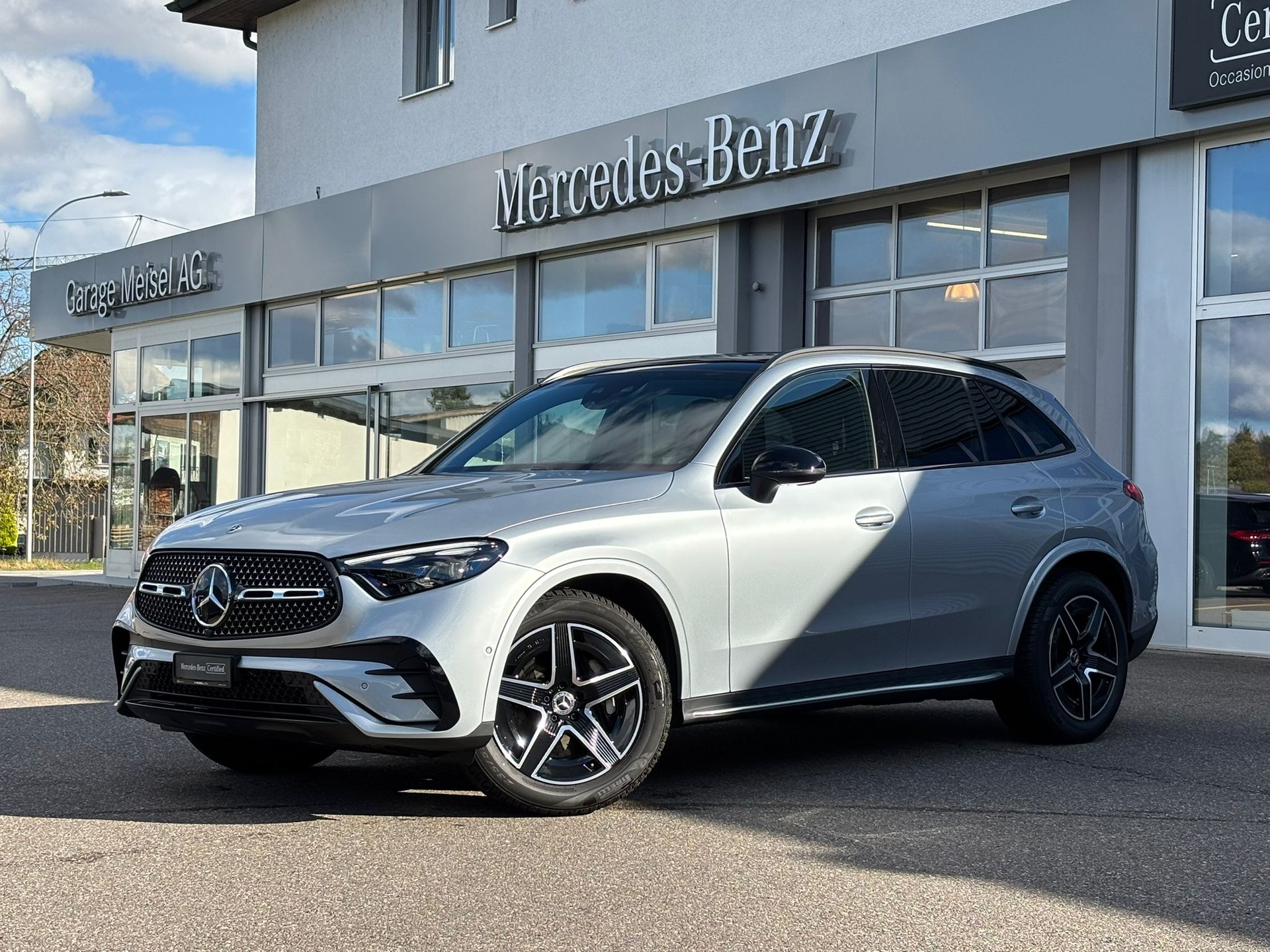 MERCEDES-BENZ GLC 200 AMG-Line 4Matic-image-0