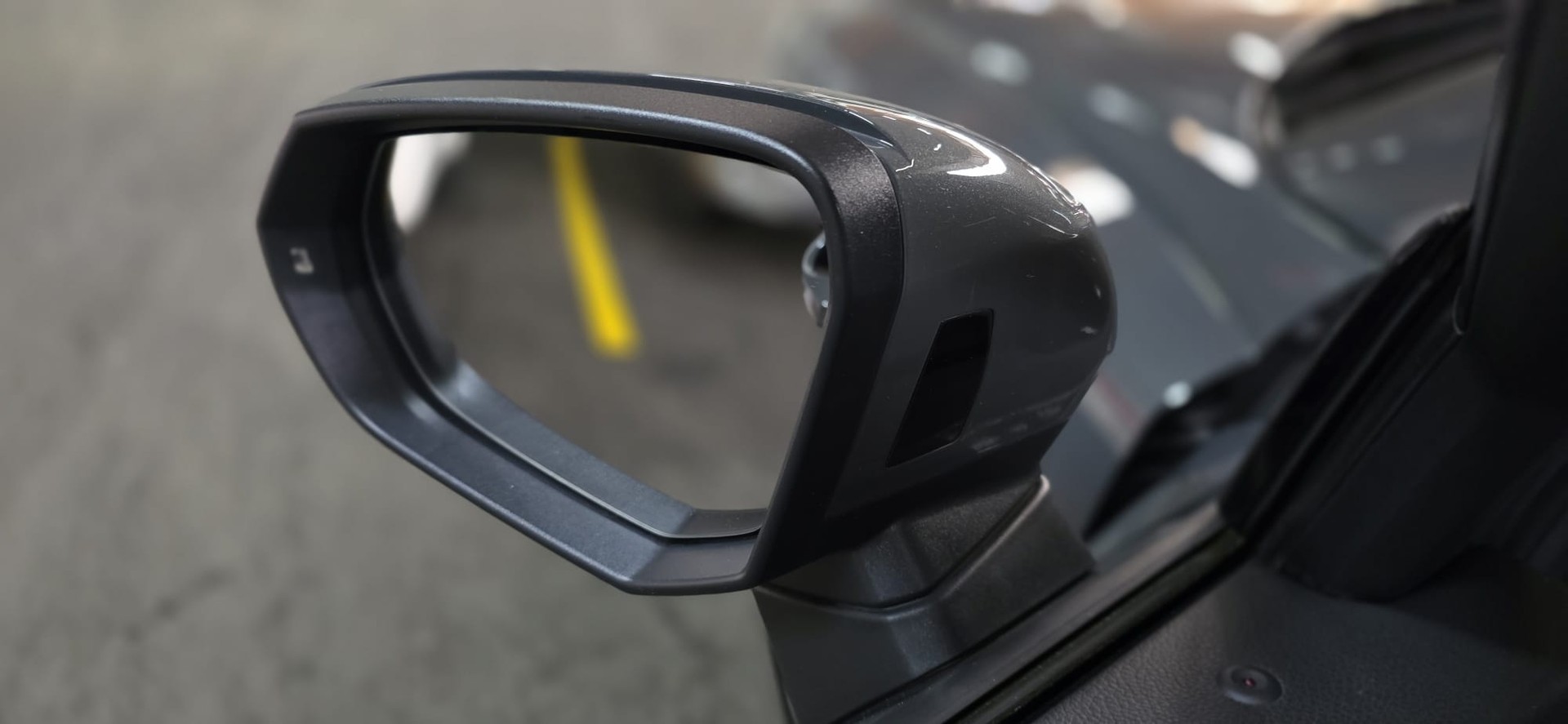 AUDI Q3 35 TFSI S-tronic *CH-Fahrzeug*-image-27
