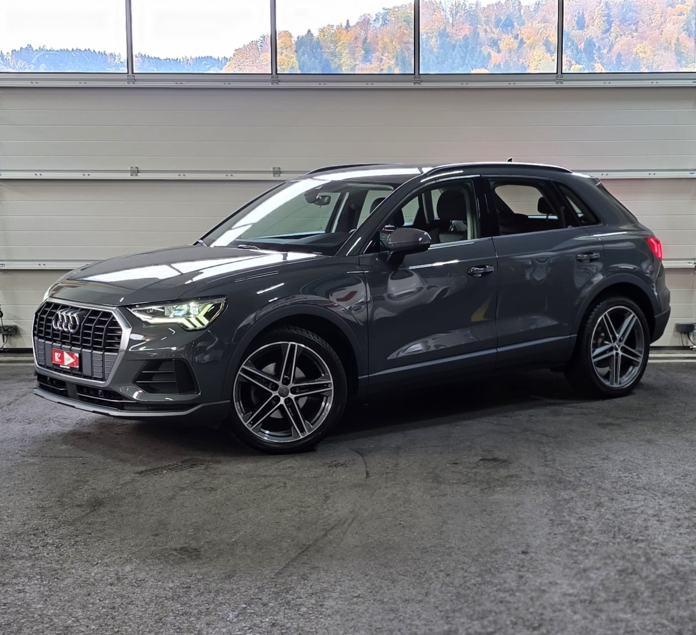 AUDI Q3 35 TFSI S-tronic *CH-Fahrzeug*-image-0