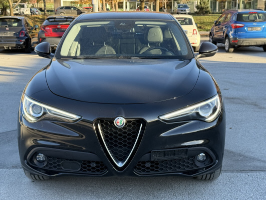 ALFA ROMEO Stelvio 2.2 JTDM Business-image-1