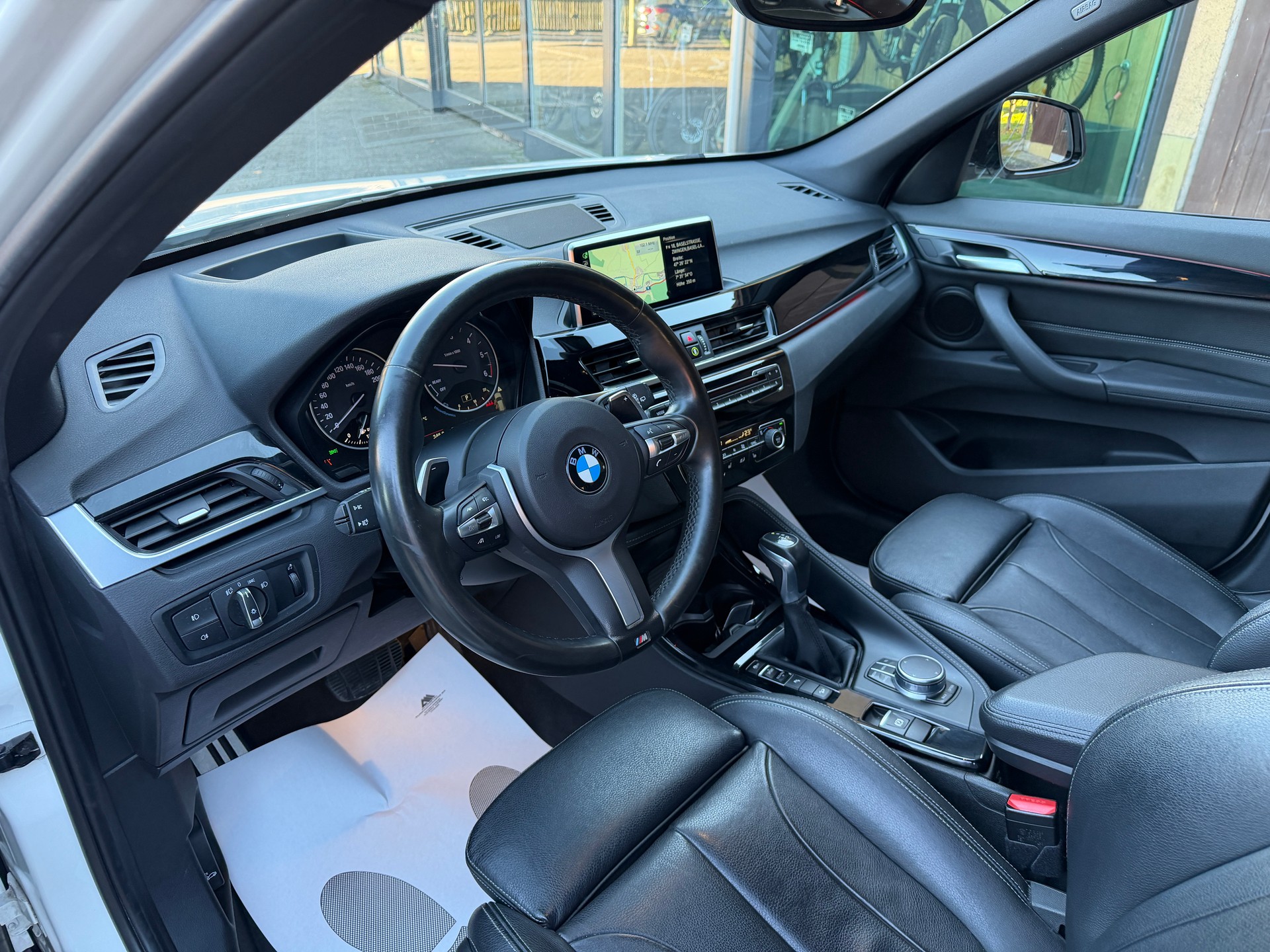 BMW X1 xDrive 25d M Sport Steptronic-image-8
