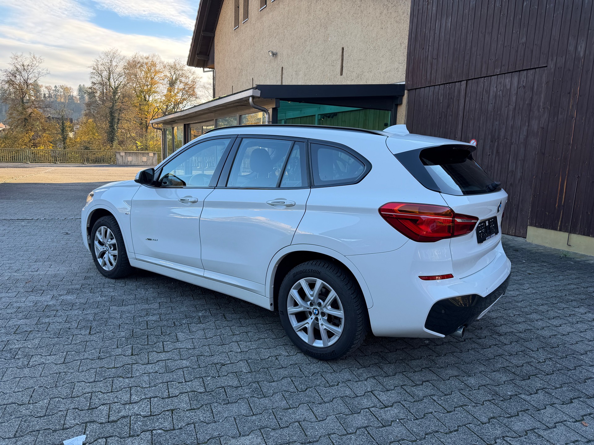 BMW X1 xDrive 25d M Sport Steptronic-image-5