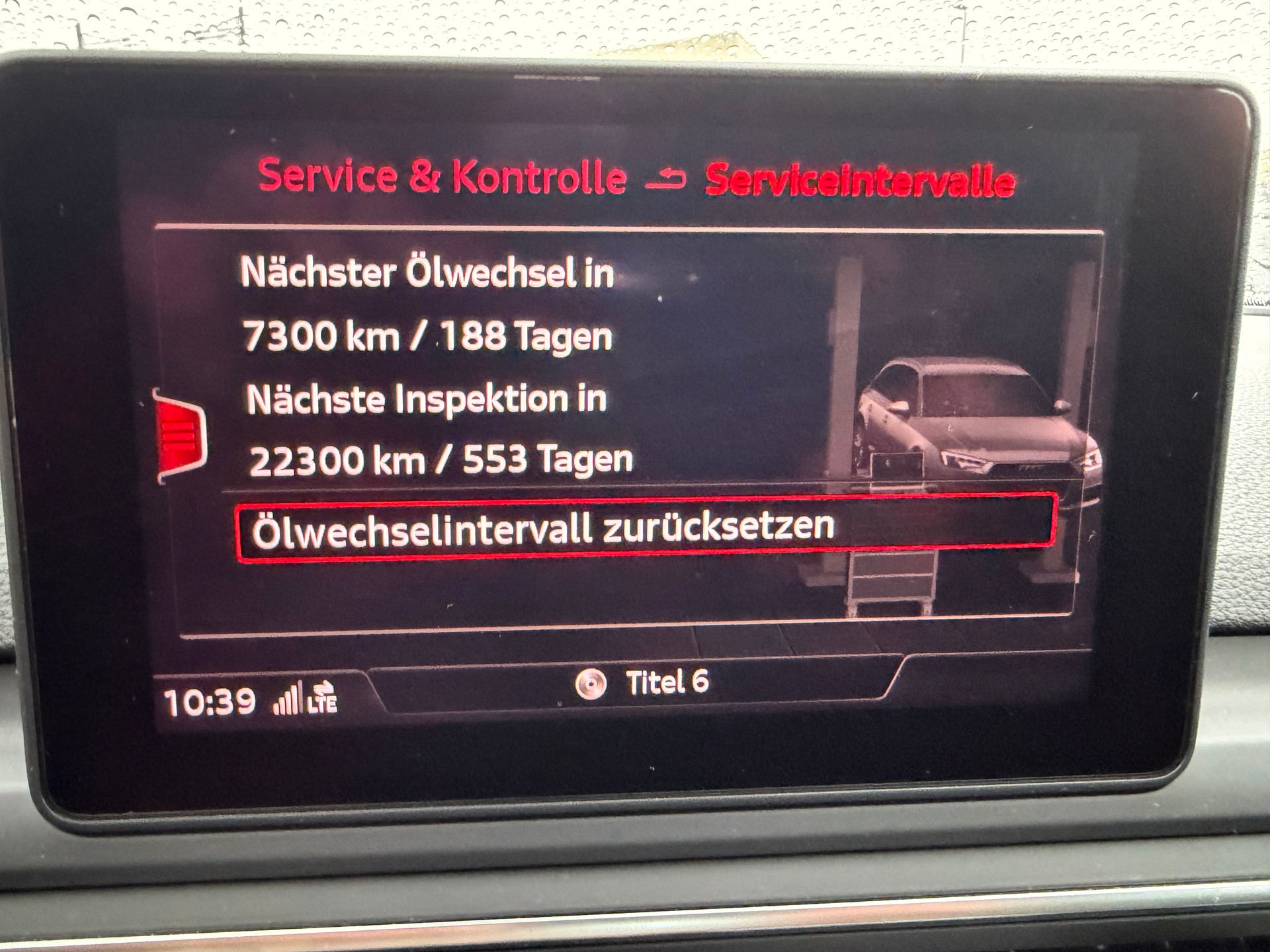 AUDI A4 Avant 2.0 TDI S-tronic-image-13
