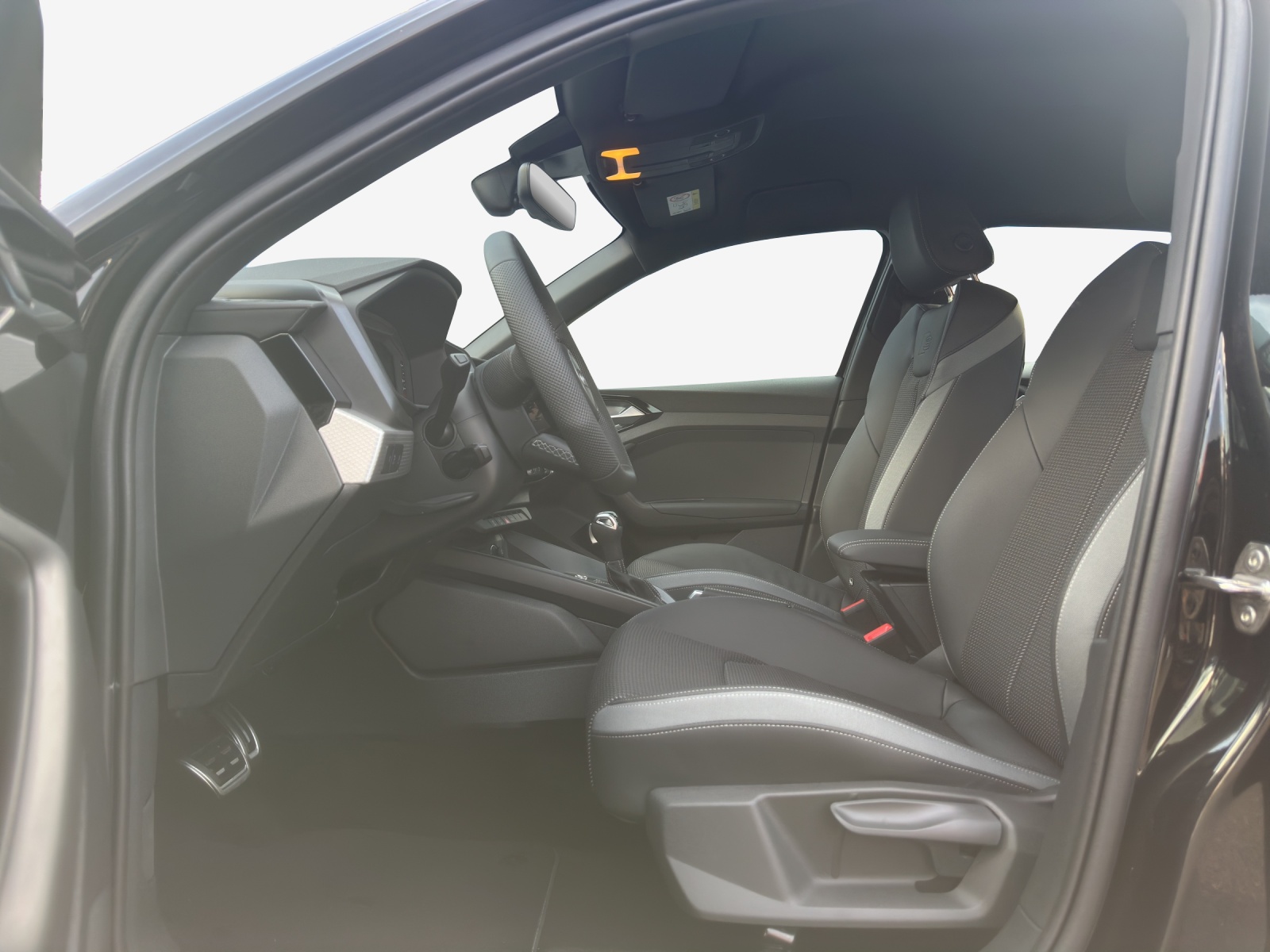 AUDI A1 Sportback 30 TFSI Attraction S-tronic-image-7